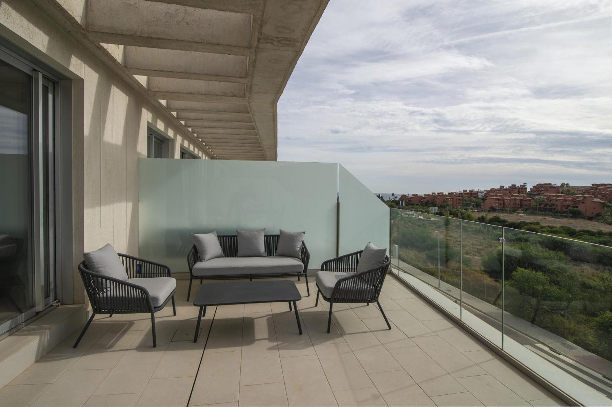 Serenity 2br With Pool Appartement *