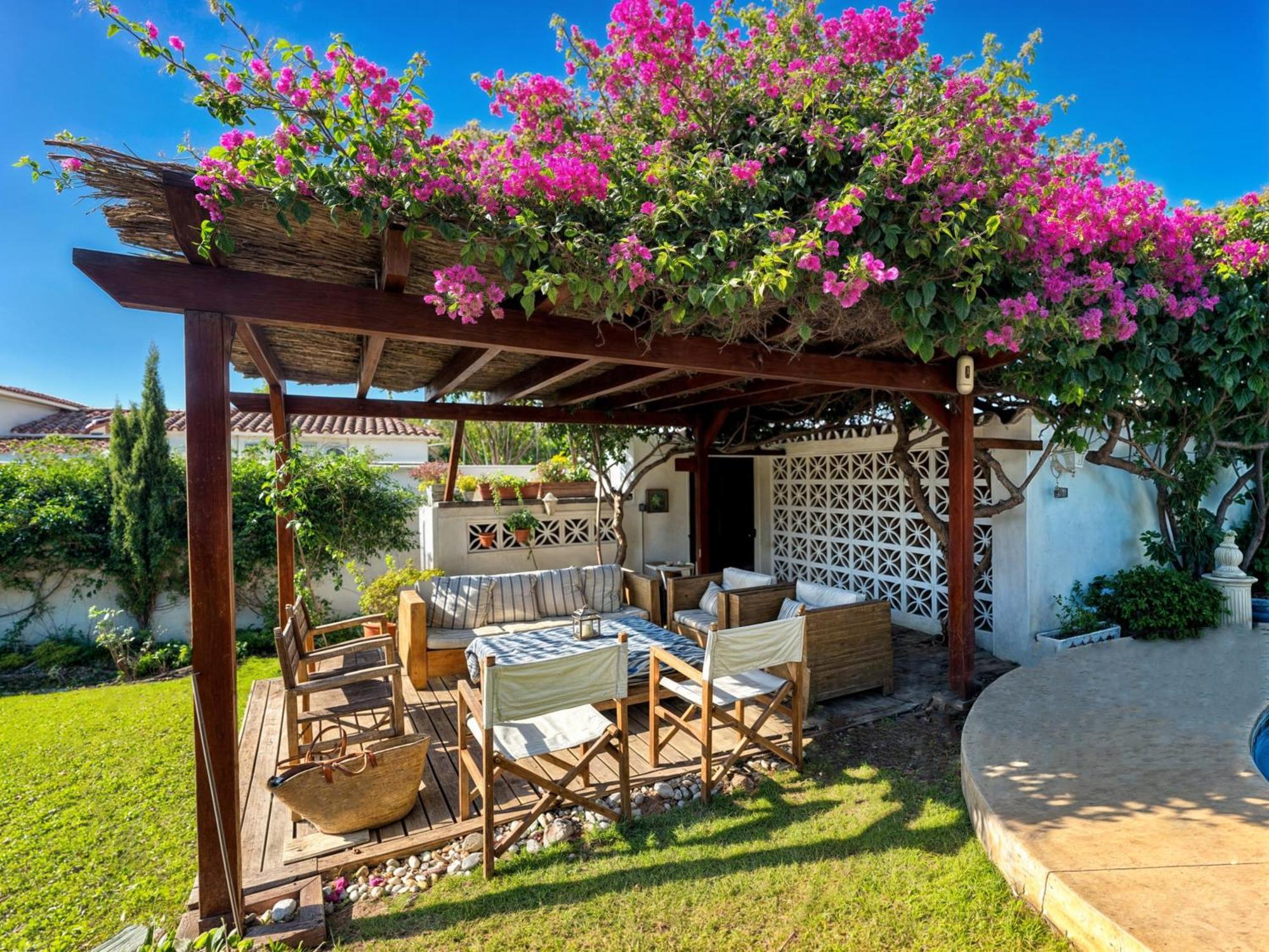 Alfredo - Private Pool Next To The Villa Estepona
