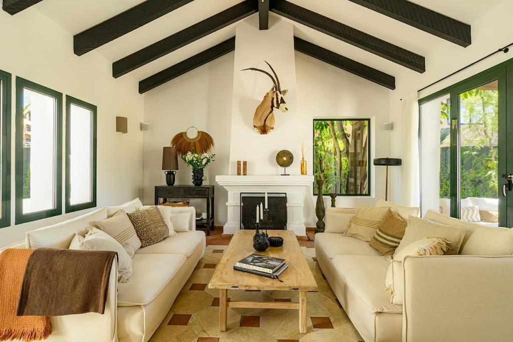 Villa Jasmines The Perfect For Relaxation And Chilling Estepona