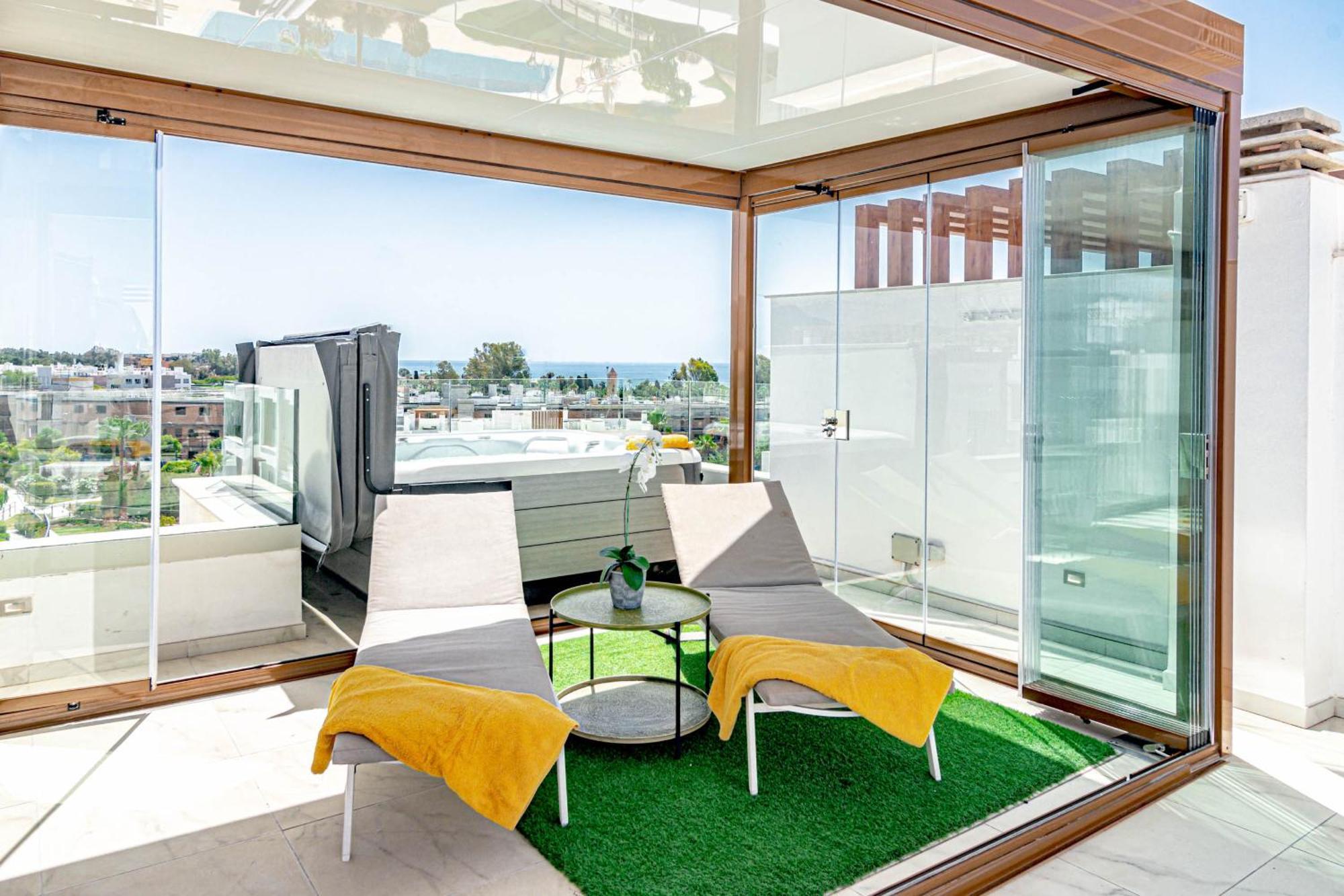 Apartment Lms48- Roof Terrace, Jacuzzi & Sauna
