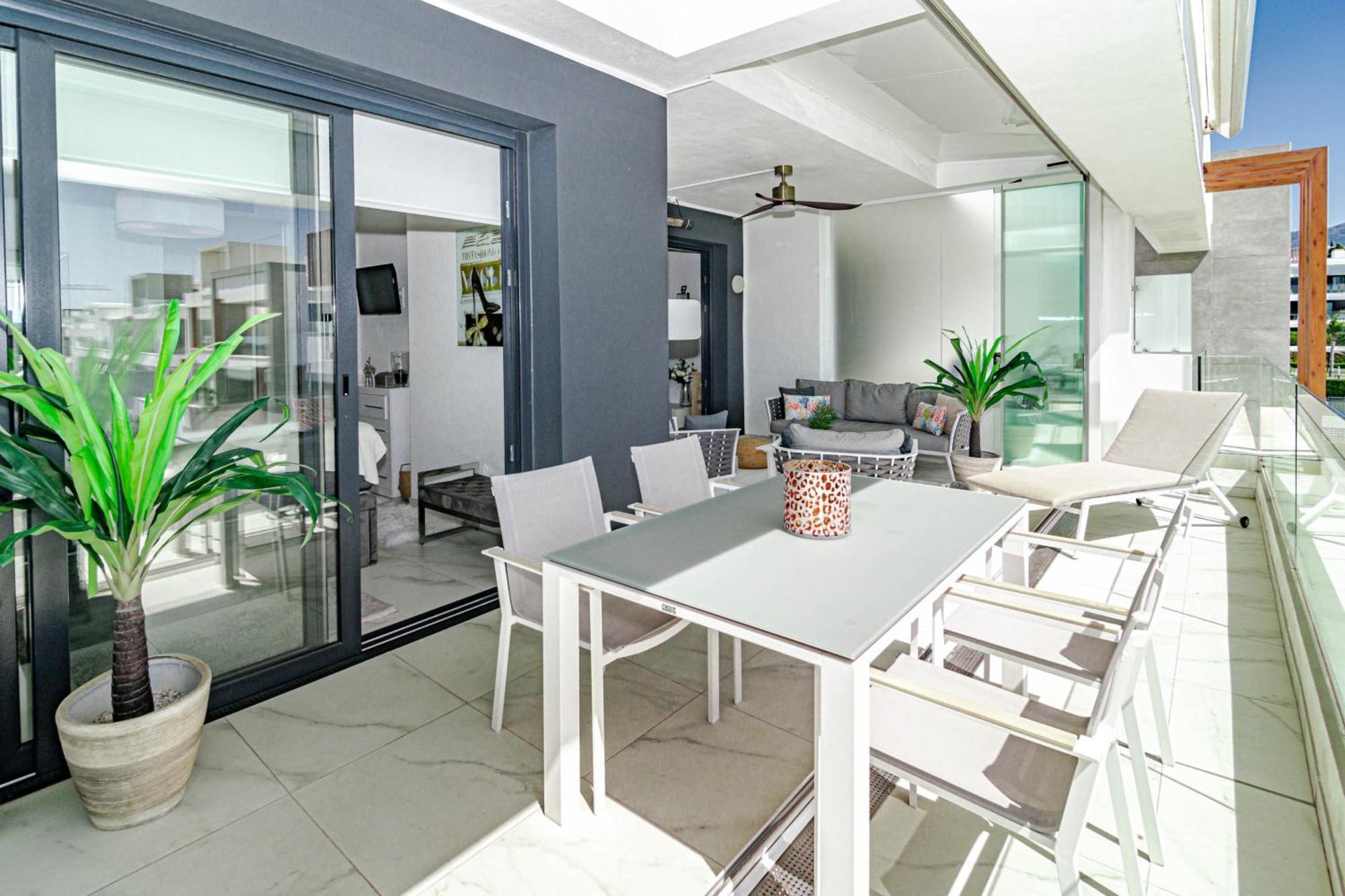 Lms48- Roof Terrace, Jacuzzi & Sauna Apartment *
