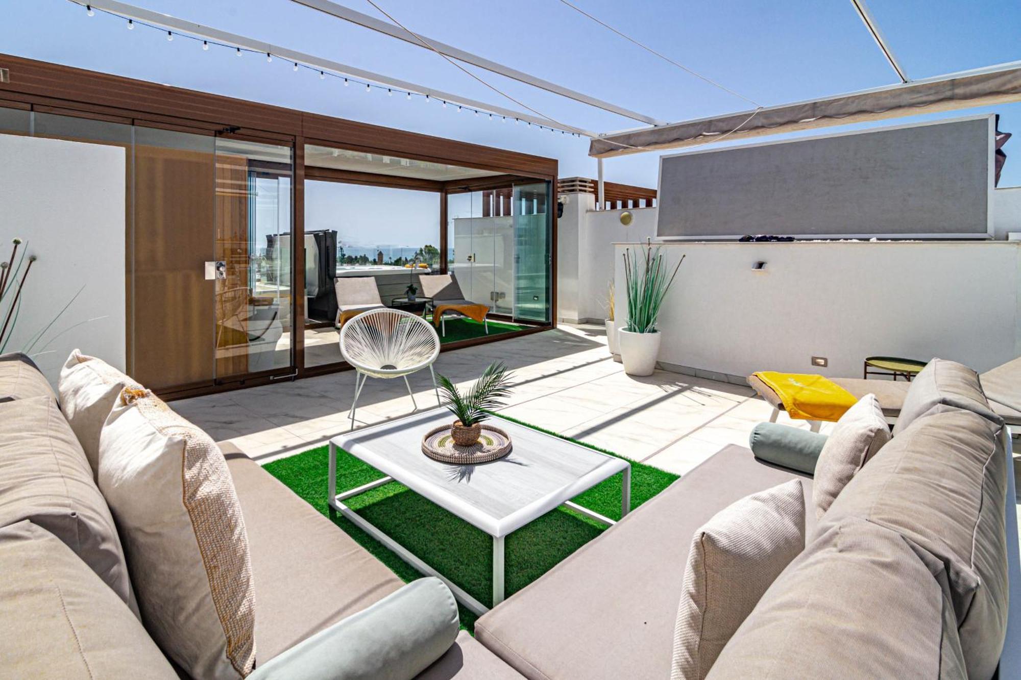 Lms48- Roof Terrace, Jacuzzi & Sauna *