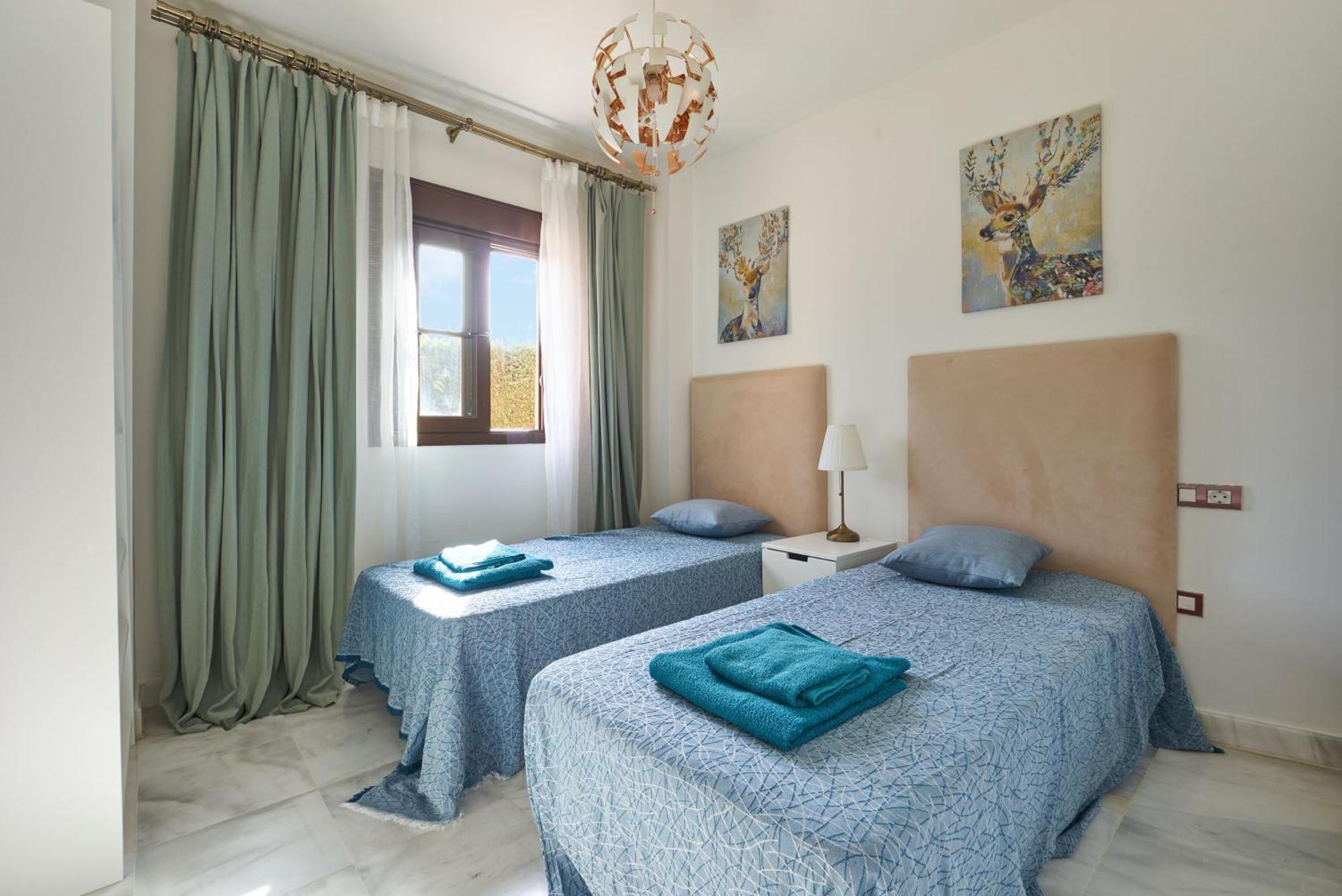 Scorpio 2br In Hacienda Del Sol, Apartamento Estepona