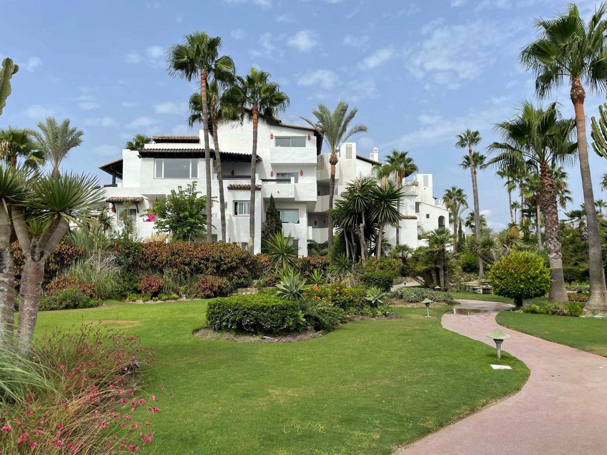Costalita, Direct Access, Ground Floor, Salt Water Pool Apartment *