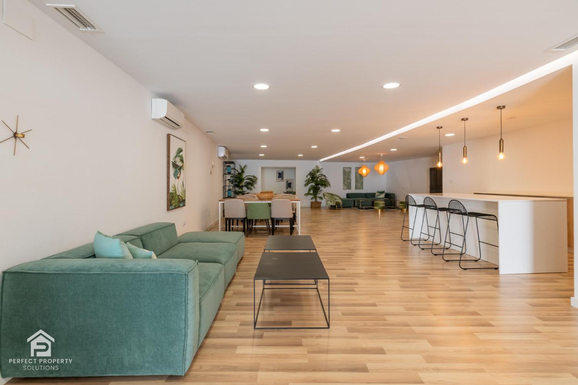 Apartment Edge Luxury Beachfront 3br, 3 Pools, Spa, Gym Estepona