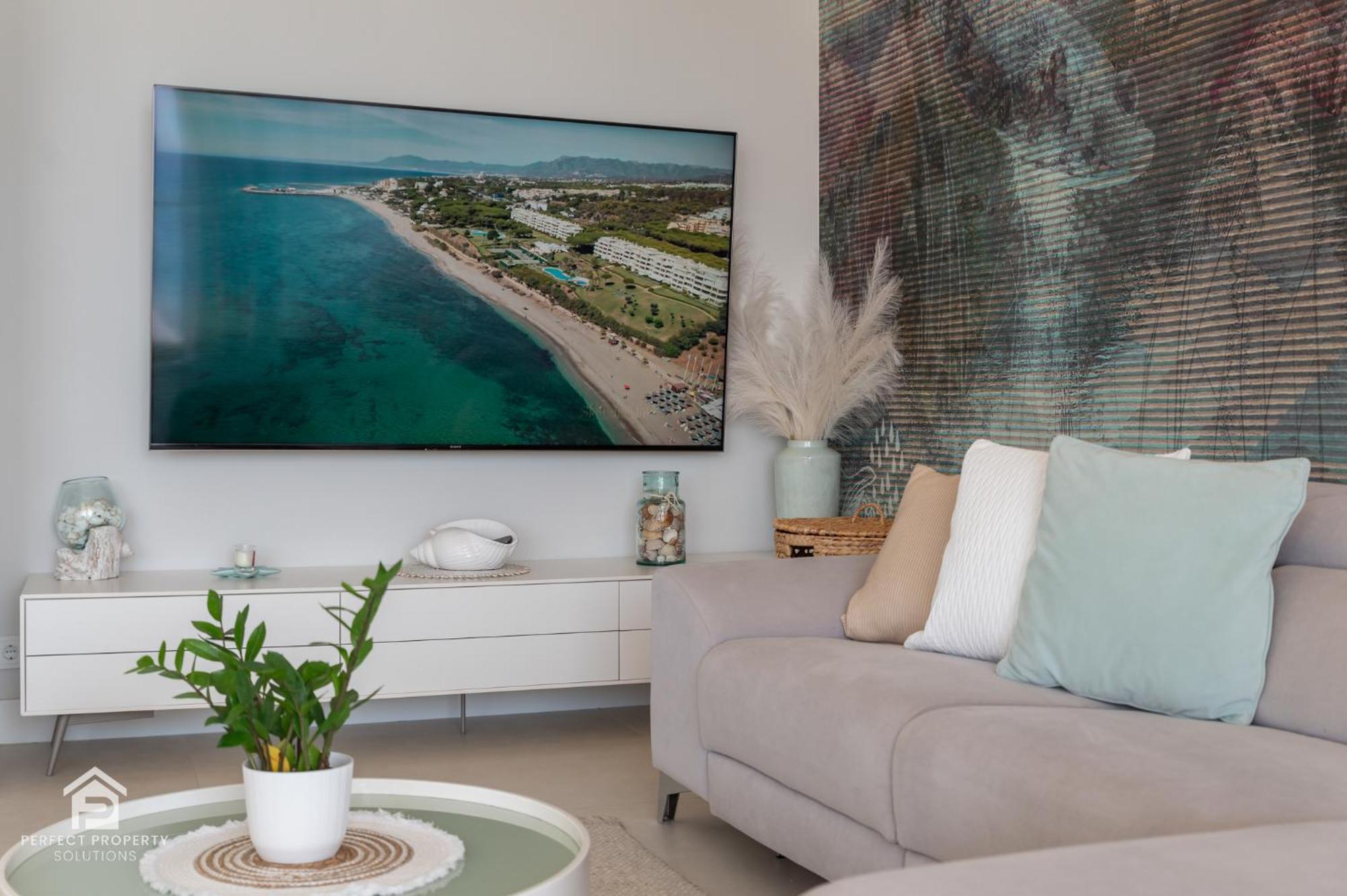 Edge Luxury Beachfront 3br, 3 Pools, Spa, Gym Estepona