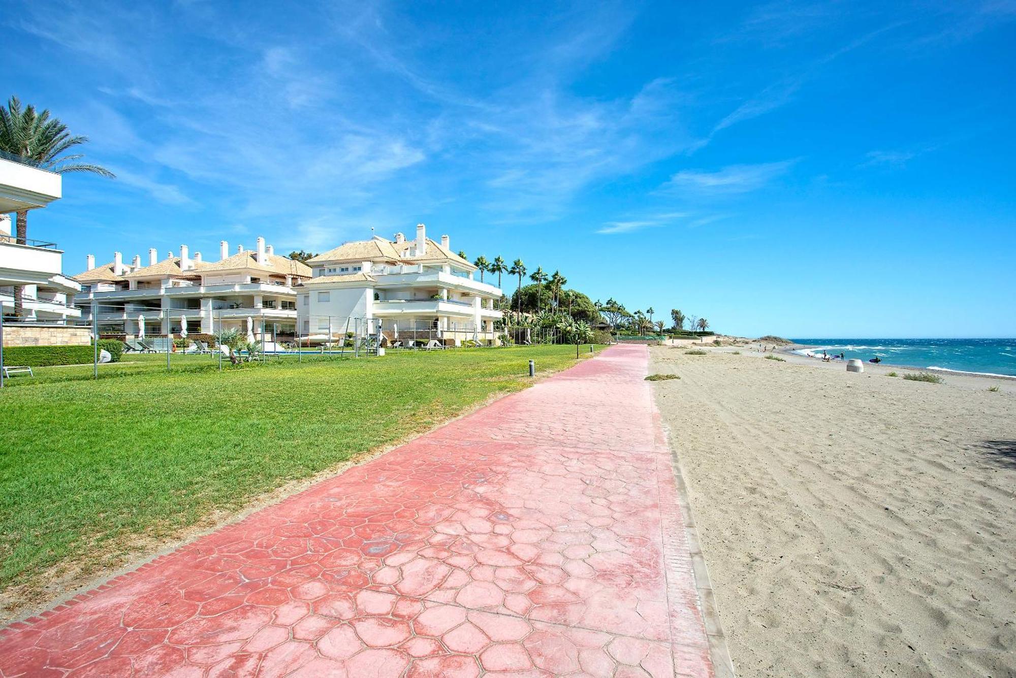 Genteel Guadalmansa Estepona