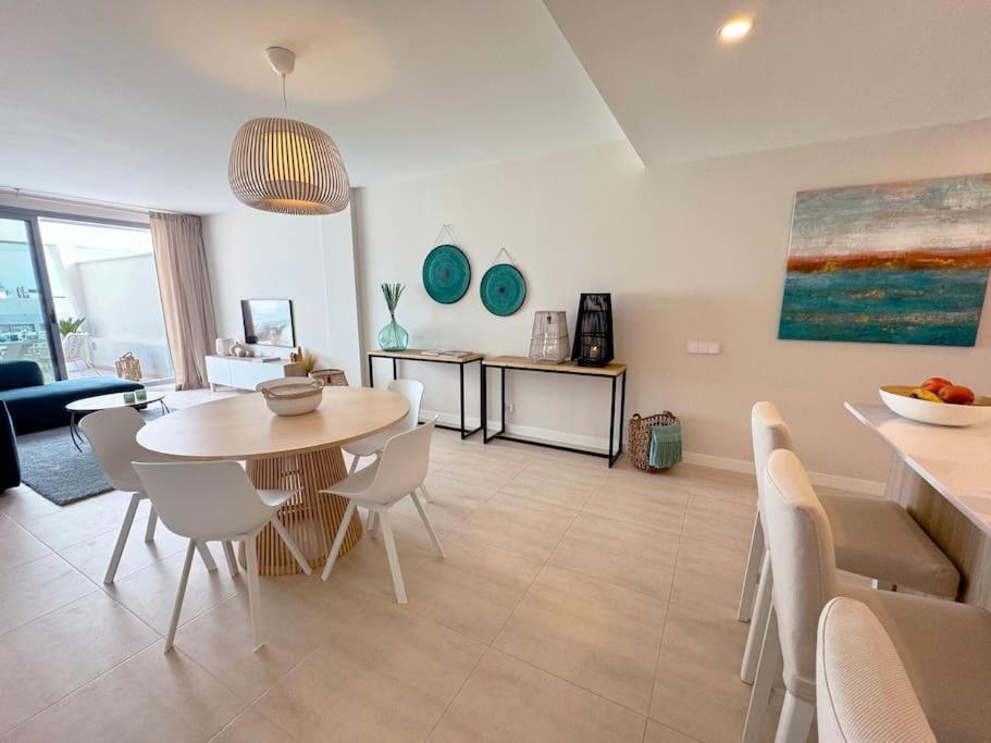 Luxurious South-facing 2 Bdr Penthouse Vanian Gardens With Seaview - Gaya Alegia I *
