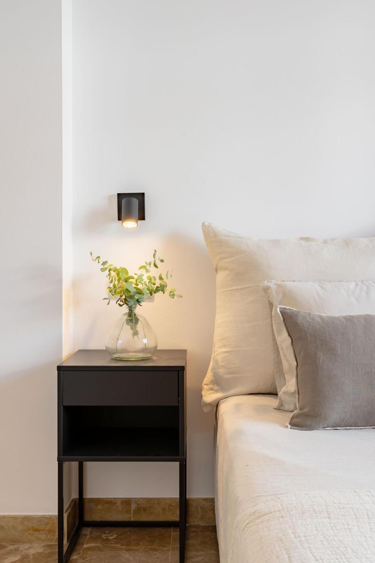 Holiday home Met Groot Terras In Estepona