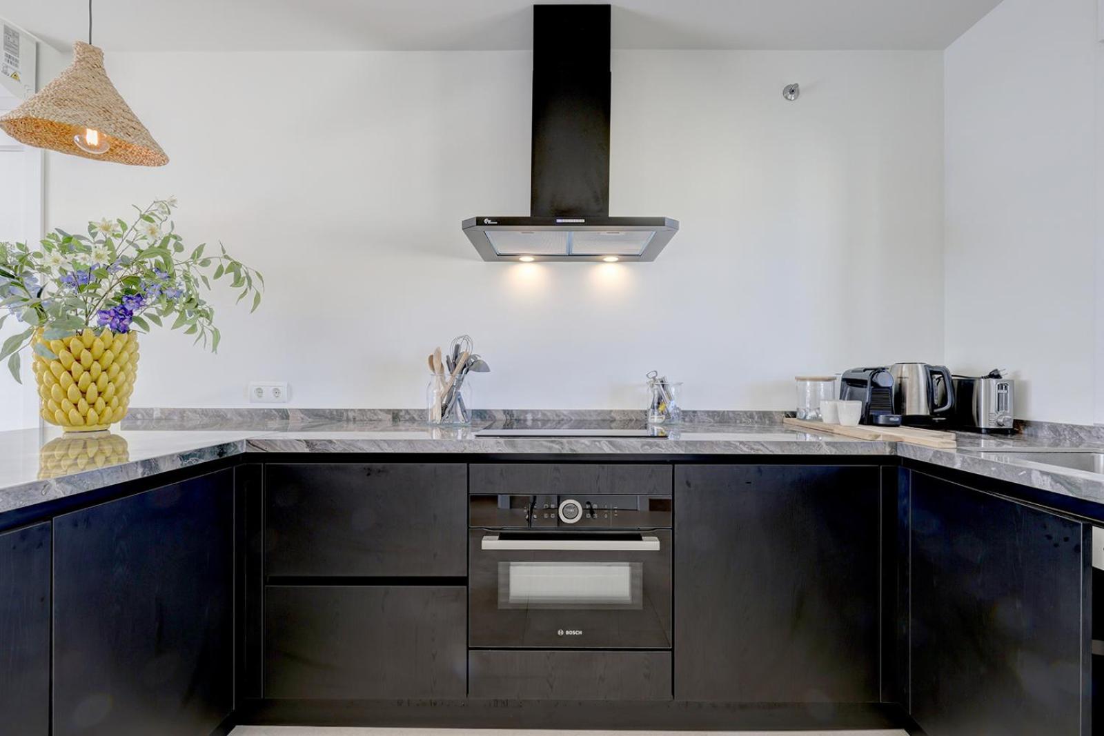 Dalia - Gerenoveerd Direct Aan Zee Apartment Estepona