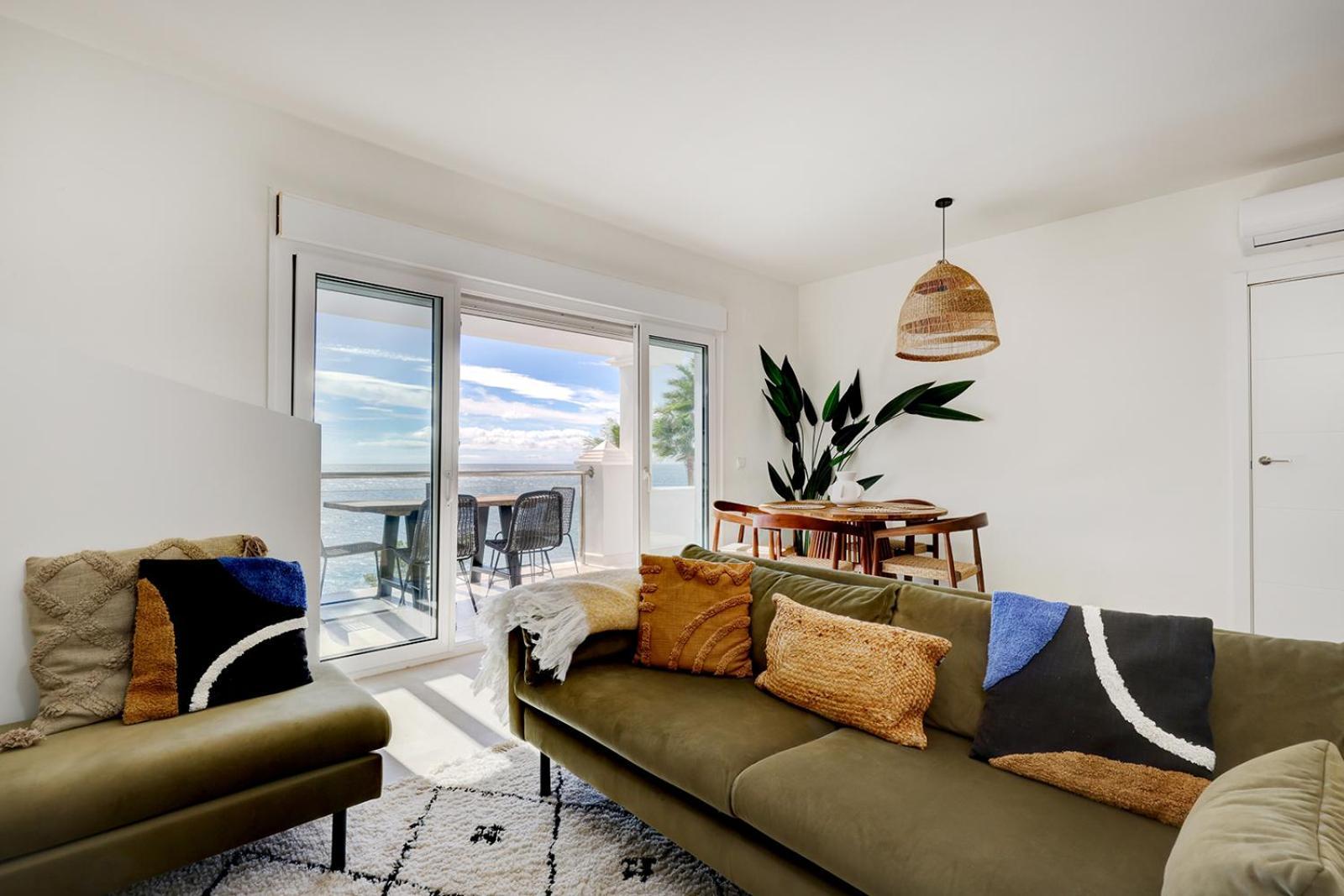 Apartment Dalia - Gerenoveerd Direct Aan Zee *