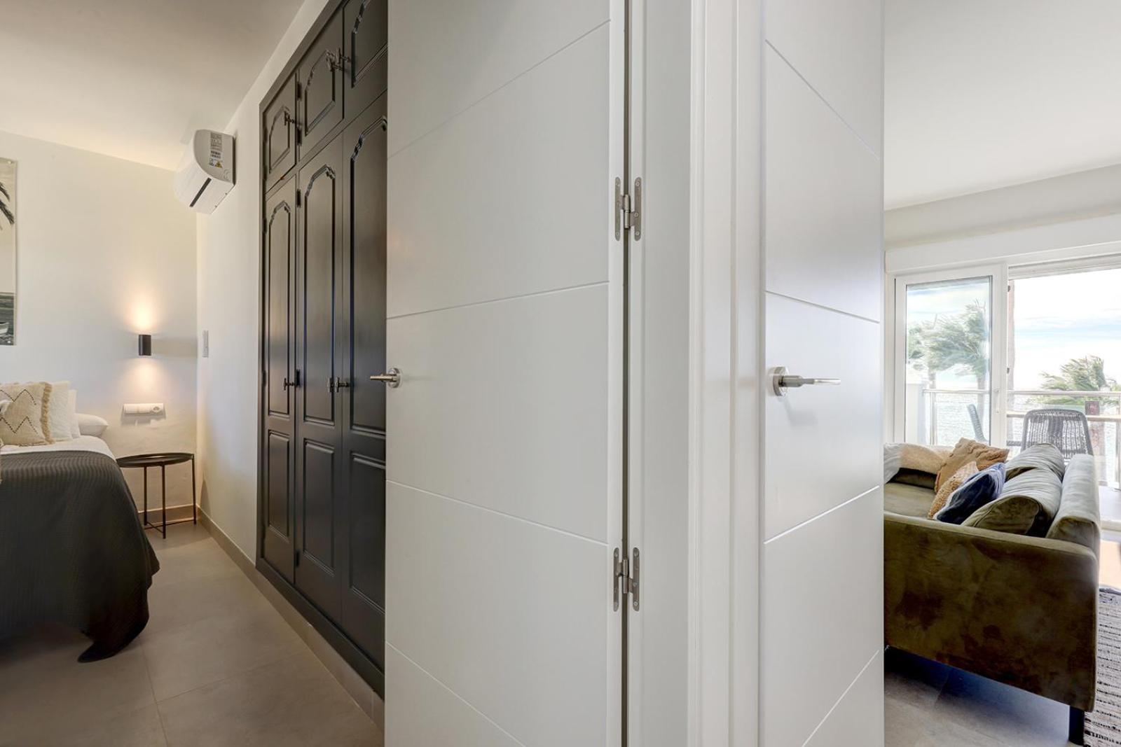 Apartment Dalia - Gerenoveerd Direct Aan Zee Estepona