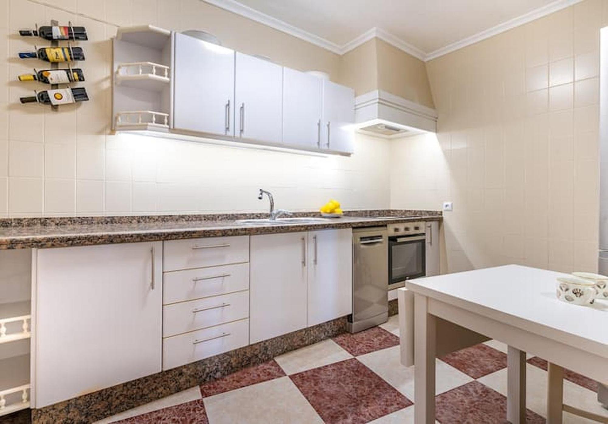 Holiday home Paradiset *