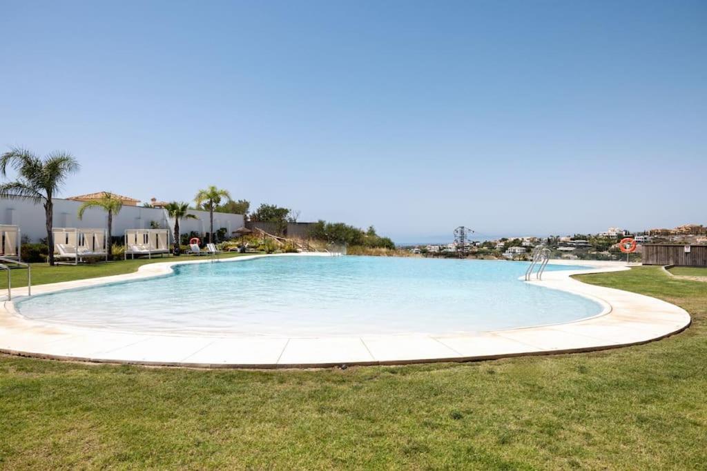 Lovely Two Bedroom With Panoramic Sea Views Apartment Estepona