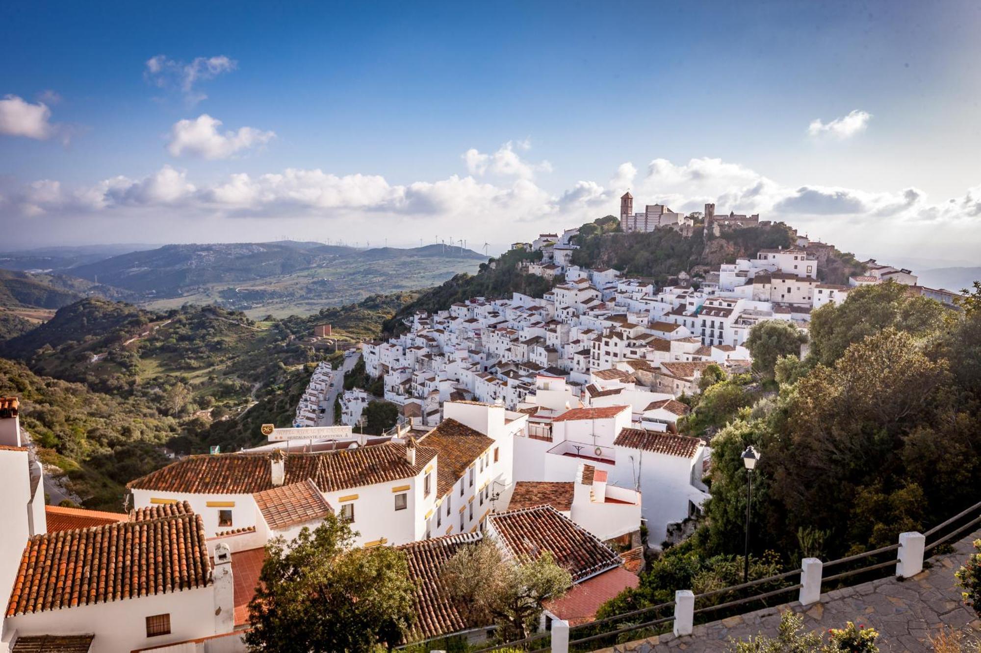 2060-newly Furnished 2 Bedrooms With Golf * Estepona