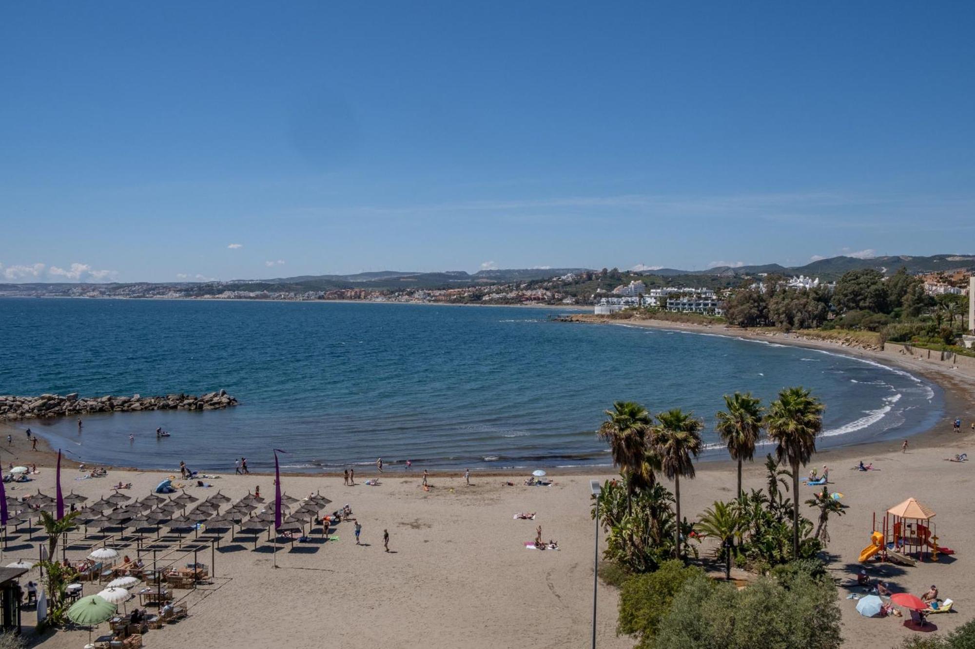 2060-newly Furnished 2 Bedrooms With Golf Appartement Estepona