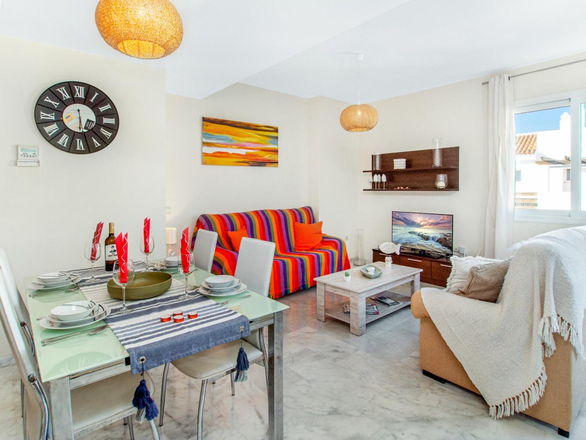 2060-newly Furnished 2 Bedrooms With Golf