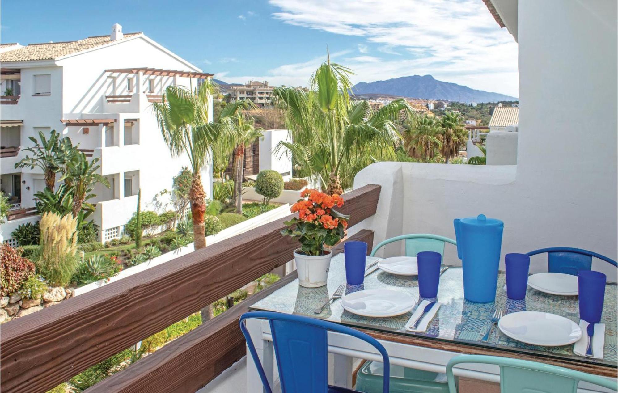 Cozy In With Swimming Pool Apartamento