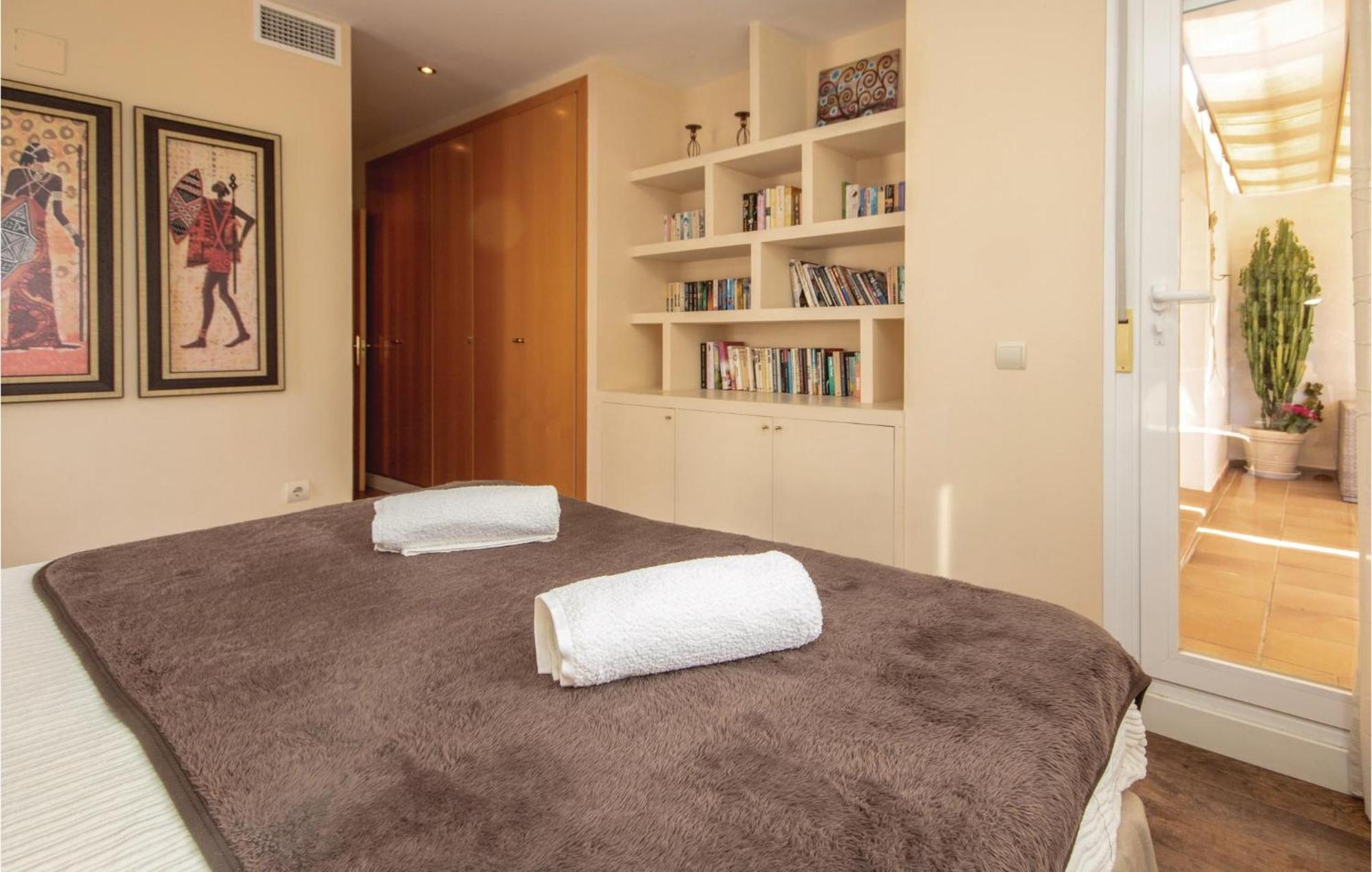 Cozy In With Swimming Pool Apartamento *