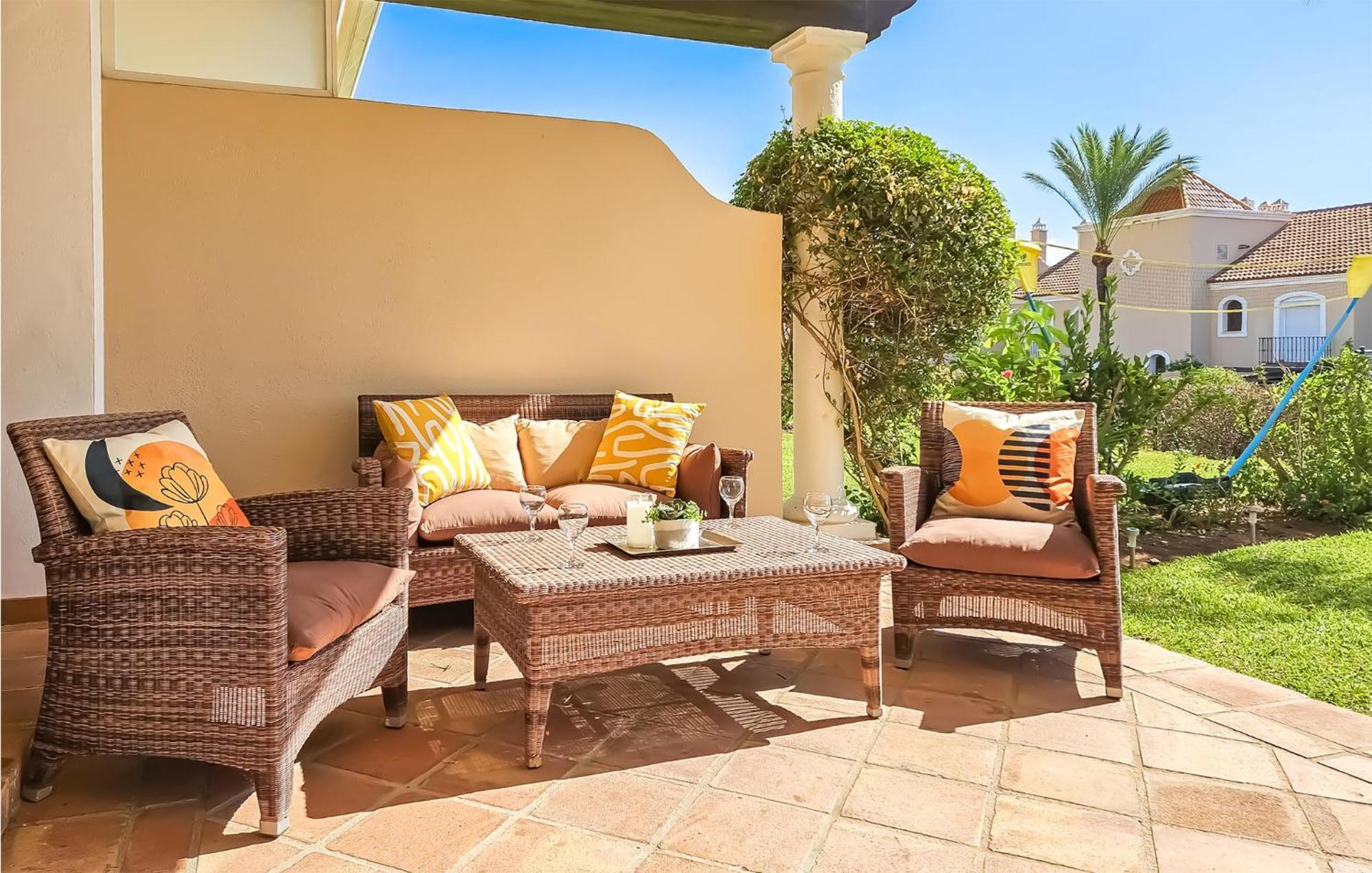 Amazing In Benahavis With Swimming Pool *