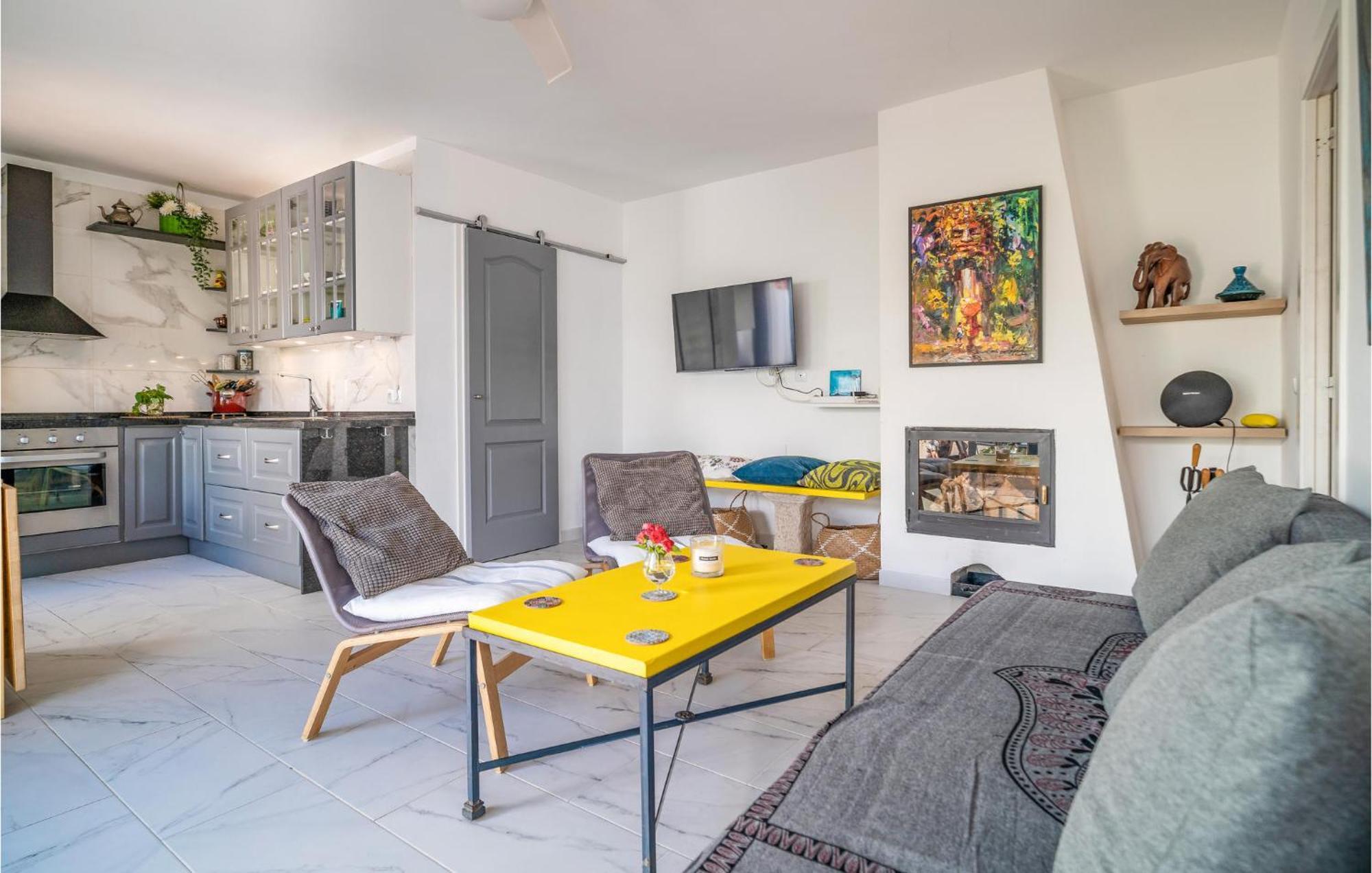 Lovely In With Kitchen Ferienhaus *