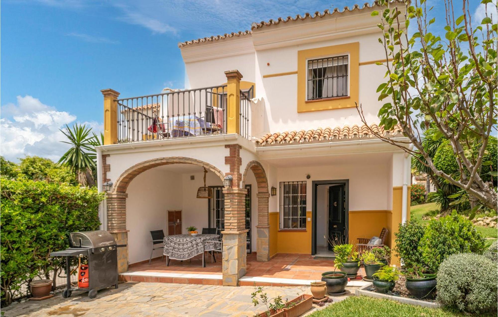 3 Bedroom Gorgeous In Holiday home *