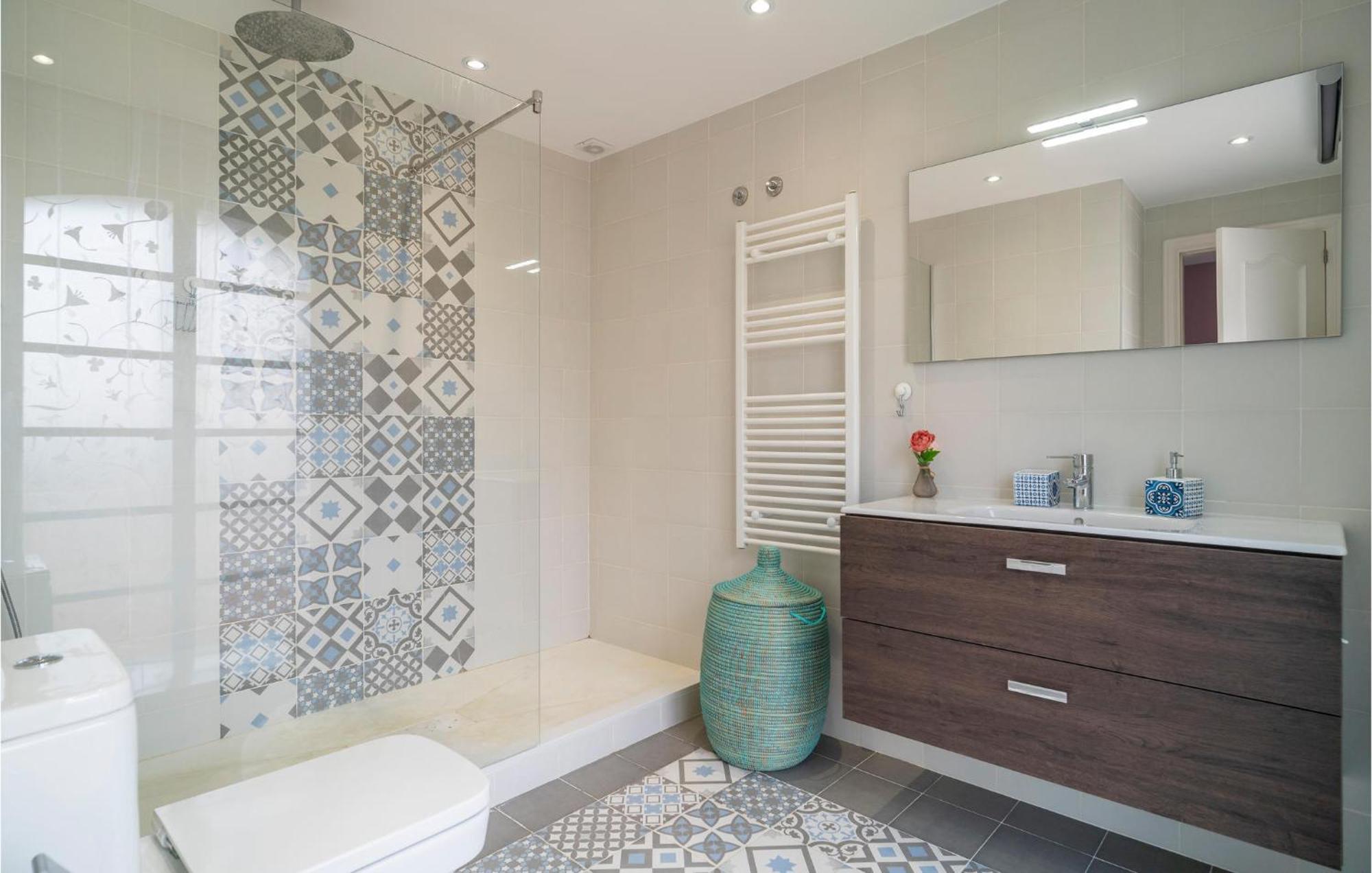 Holiday home 3 Bedroom Gorgeous In *