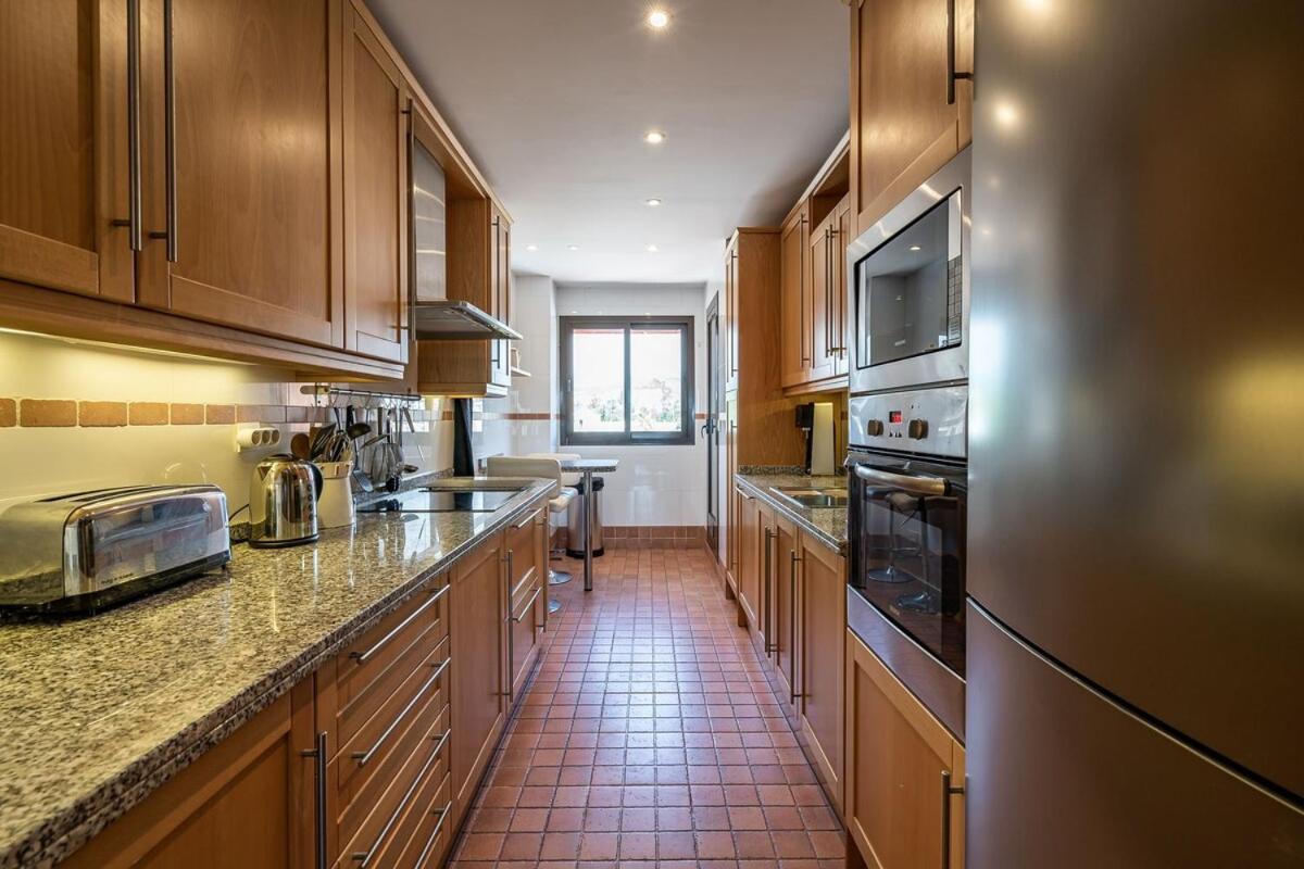 Beautiful In Residential Complex Apartment