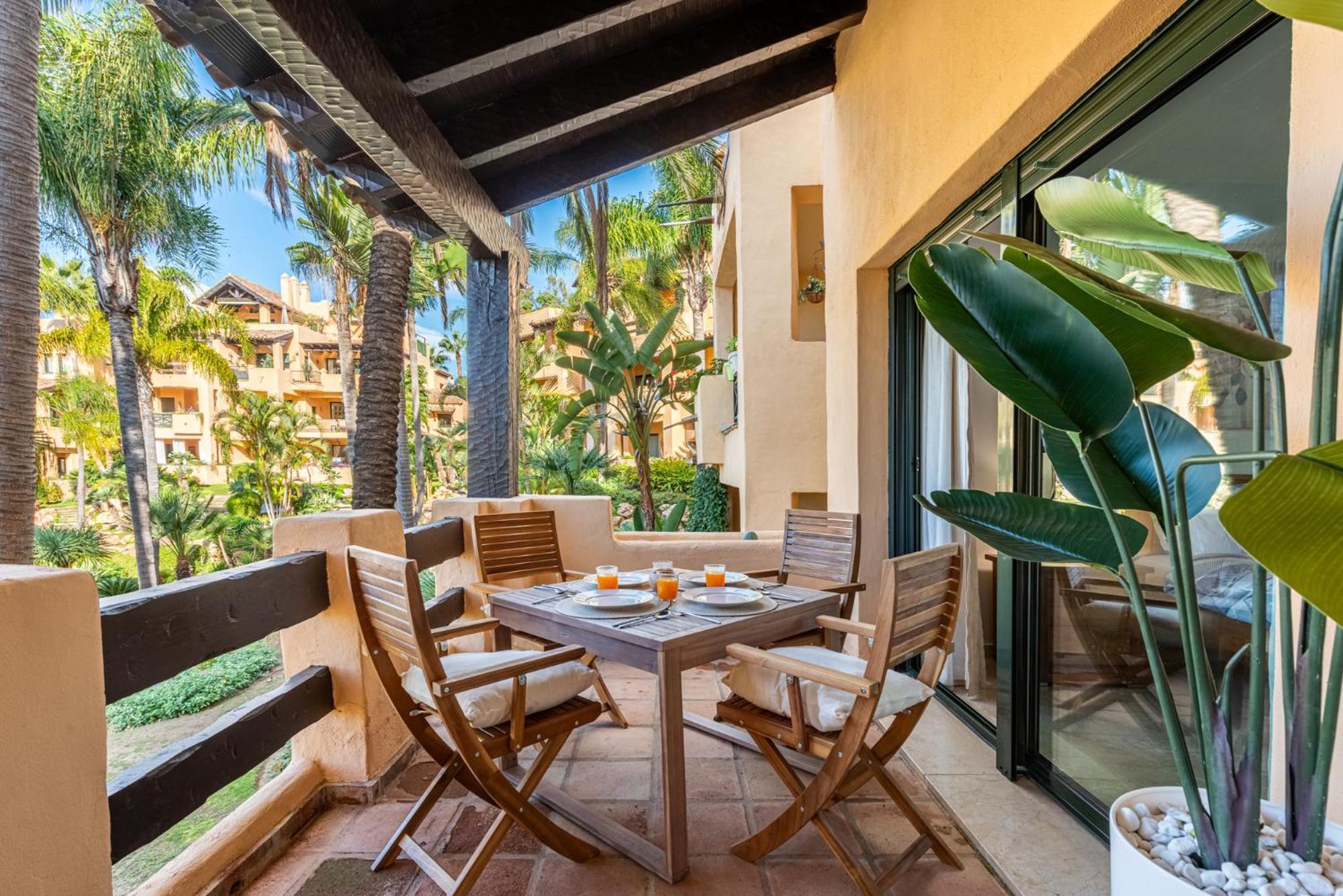 Campanario Apartment *