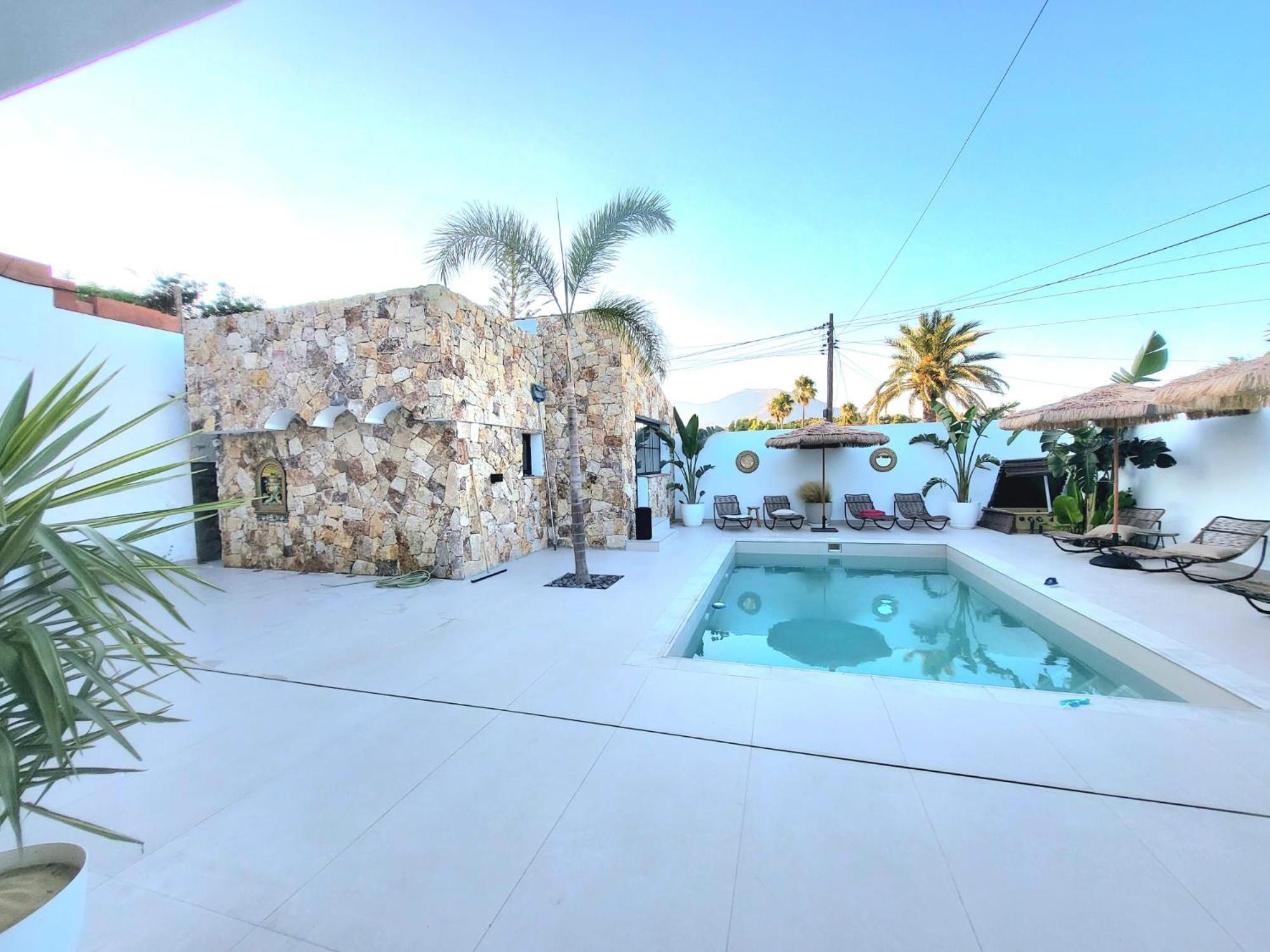 Villa Beachfront Estepona