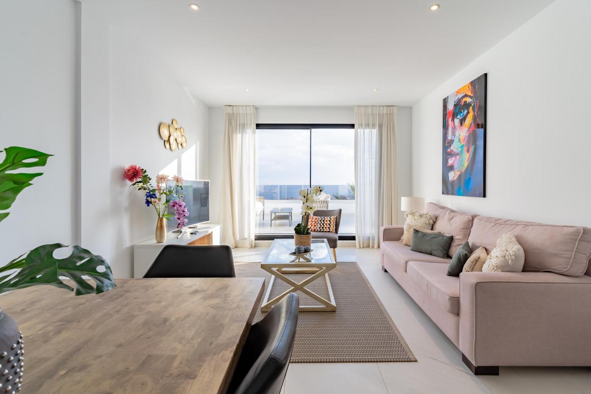 Luxury Penthouse With Ocean Views Apartment