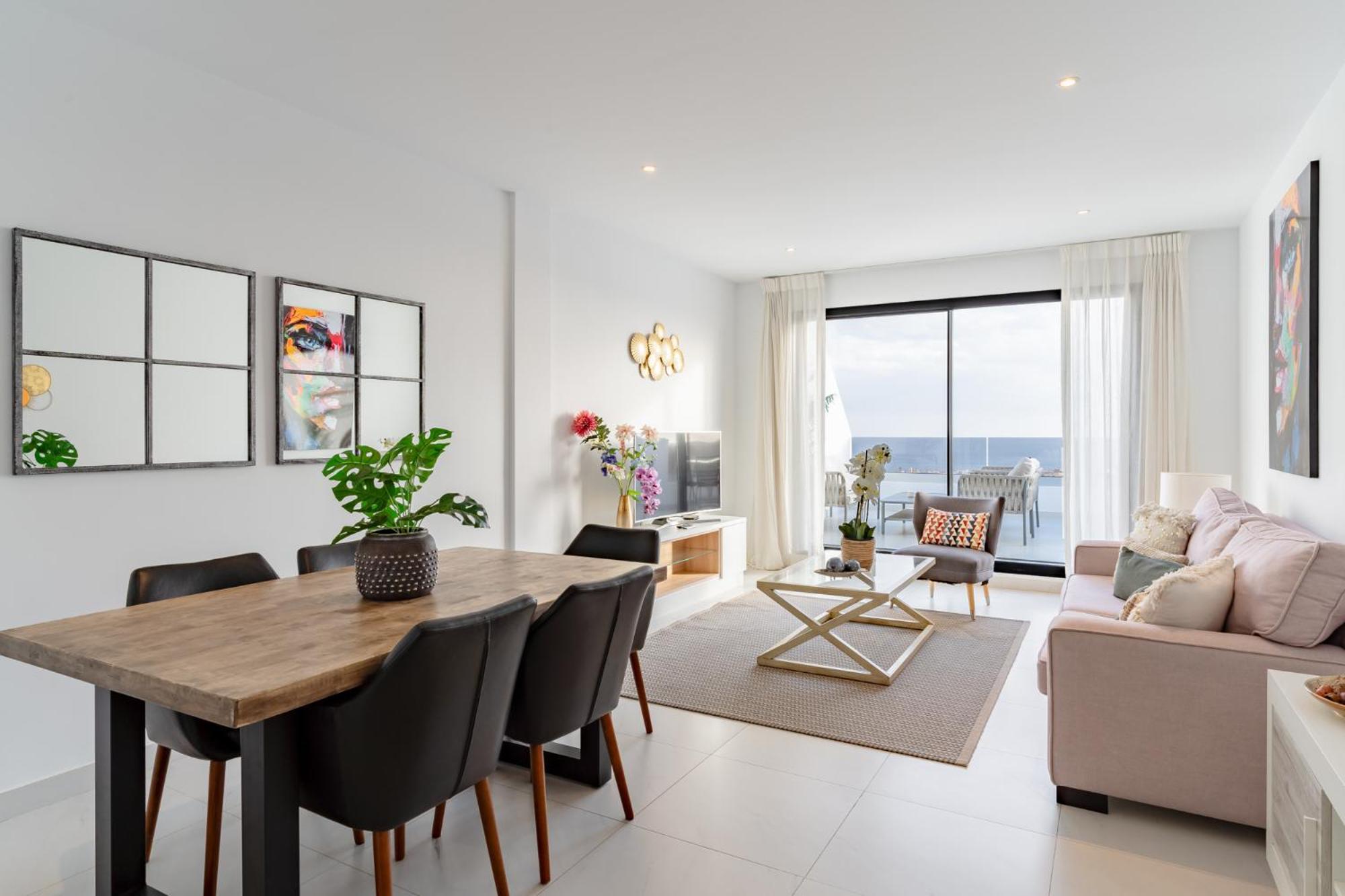 Apartment Luxury Penthouse With Ocean Views
