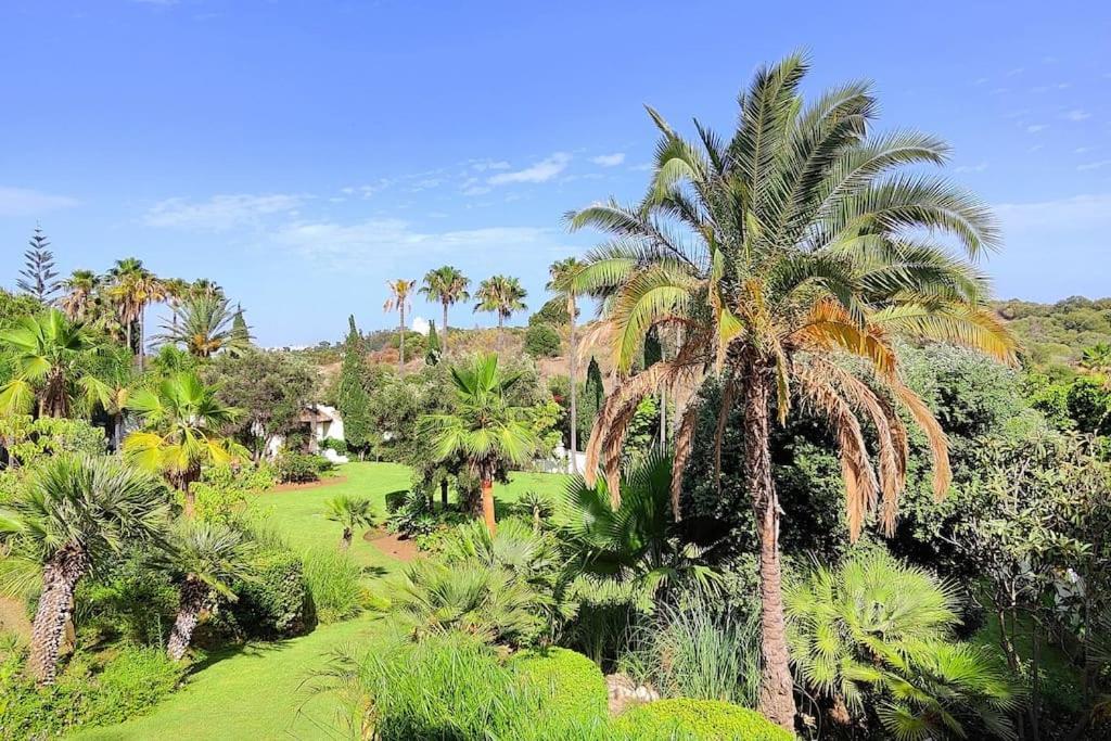 10 Bedroom Palace Huge Garden, Sea View! Villa