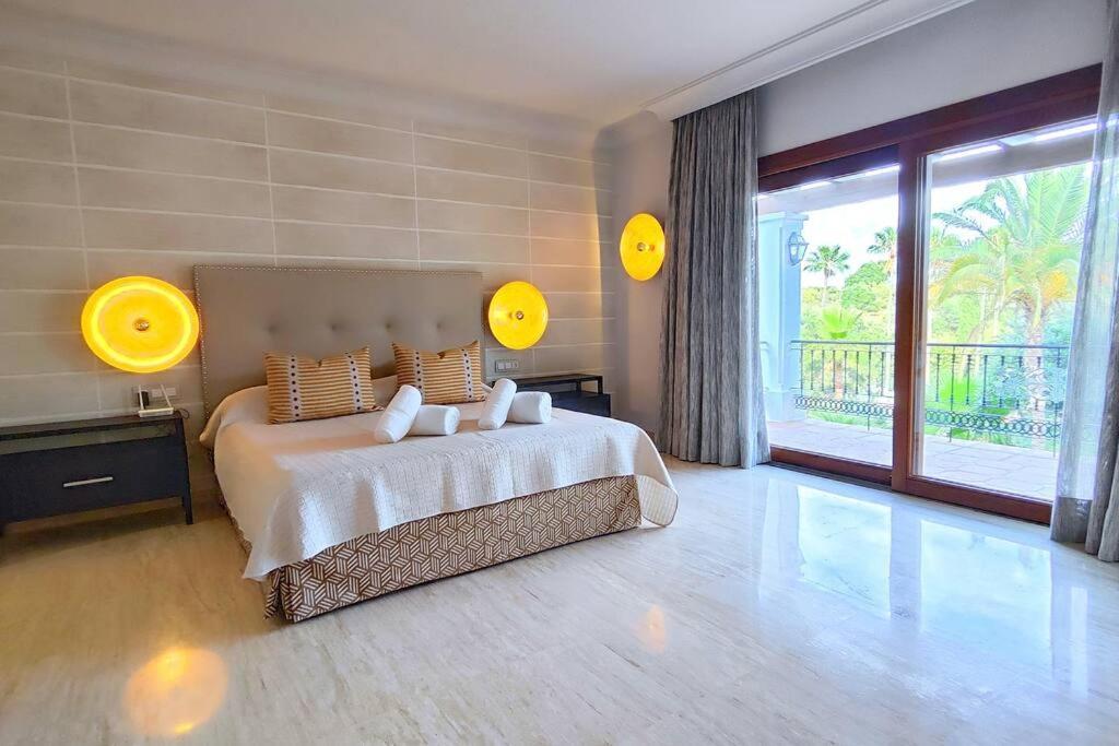 Villa 10 Bedroom Palace Huge Garden, Sea View! *