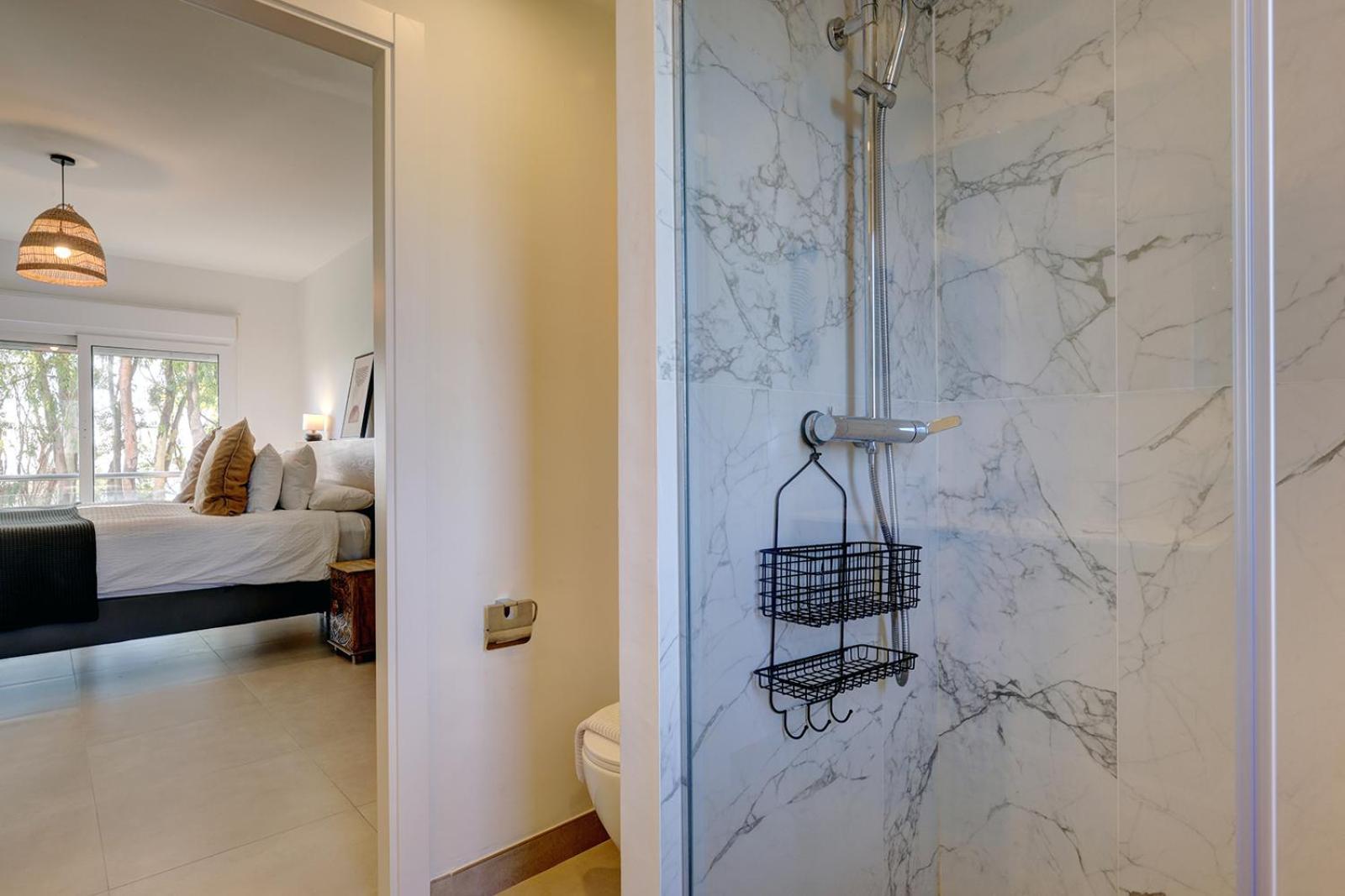 Apartment Alejandra - Gerenoveerd Direct Aan Zee *