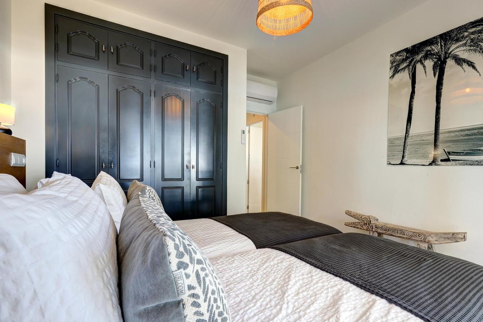 Apartment Alejandra - Gerenoveerd Direct Aan Zee *