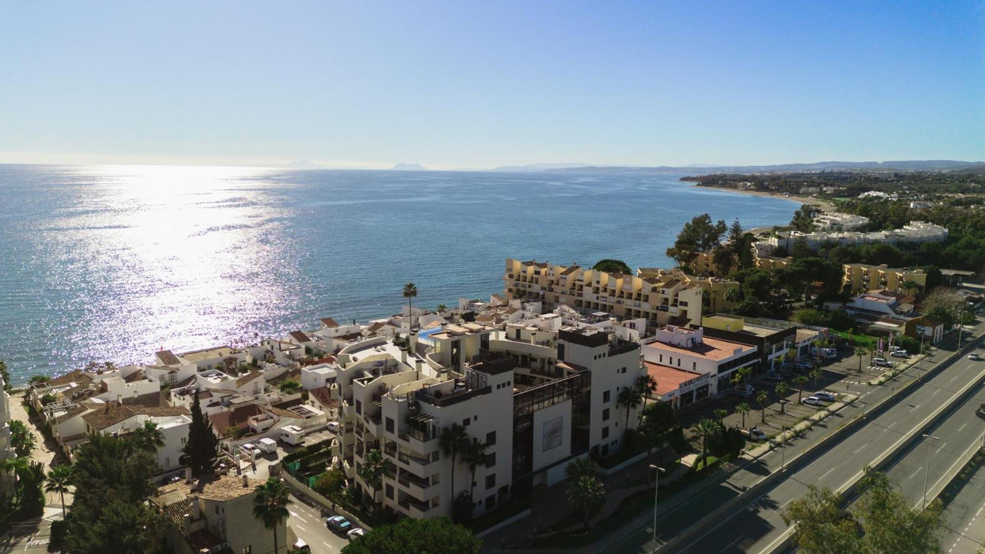 First-line Beach, Terrace And Pool With Incredible Sea Views, New Golden Mile