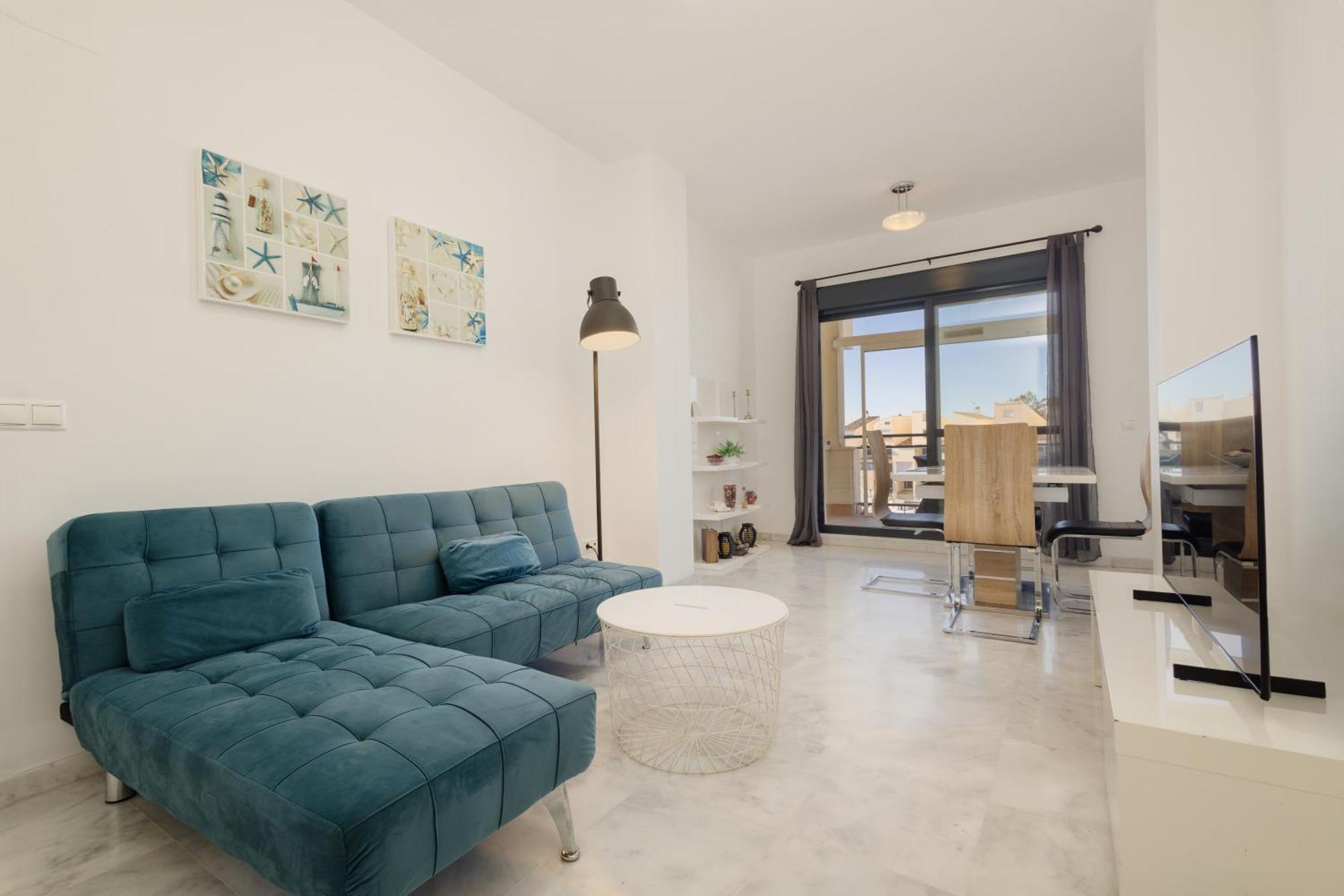 Apartment First-line Beach, Terrace And Pool With Incredible Sea Views, New Golden Mile Estepona