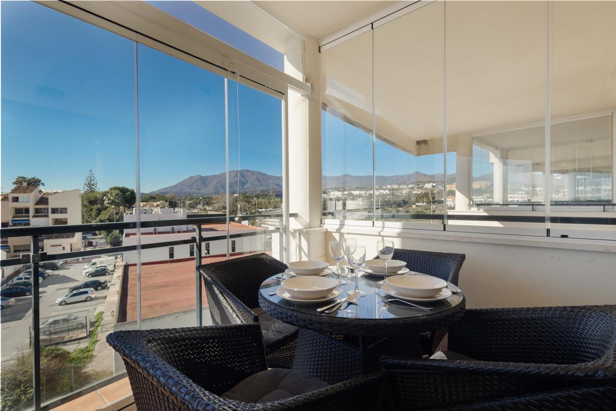 First-line Beach, Terrace And Pool With Incredible Sea Views, New Golden Mile *