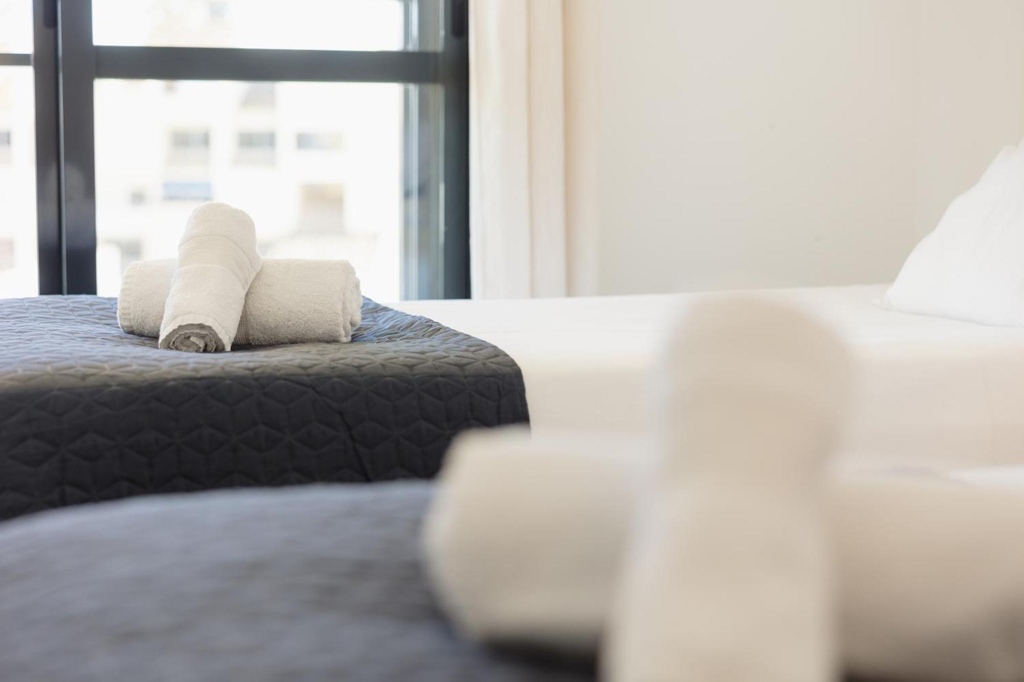 First-line Beach, Terrace And Pool With Incredible Sea Views, New Golden Mile * Estepona