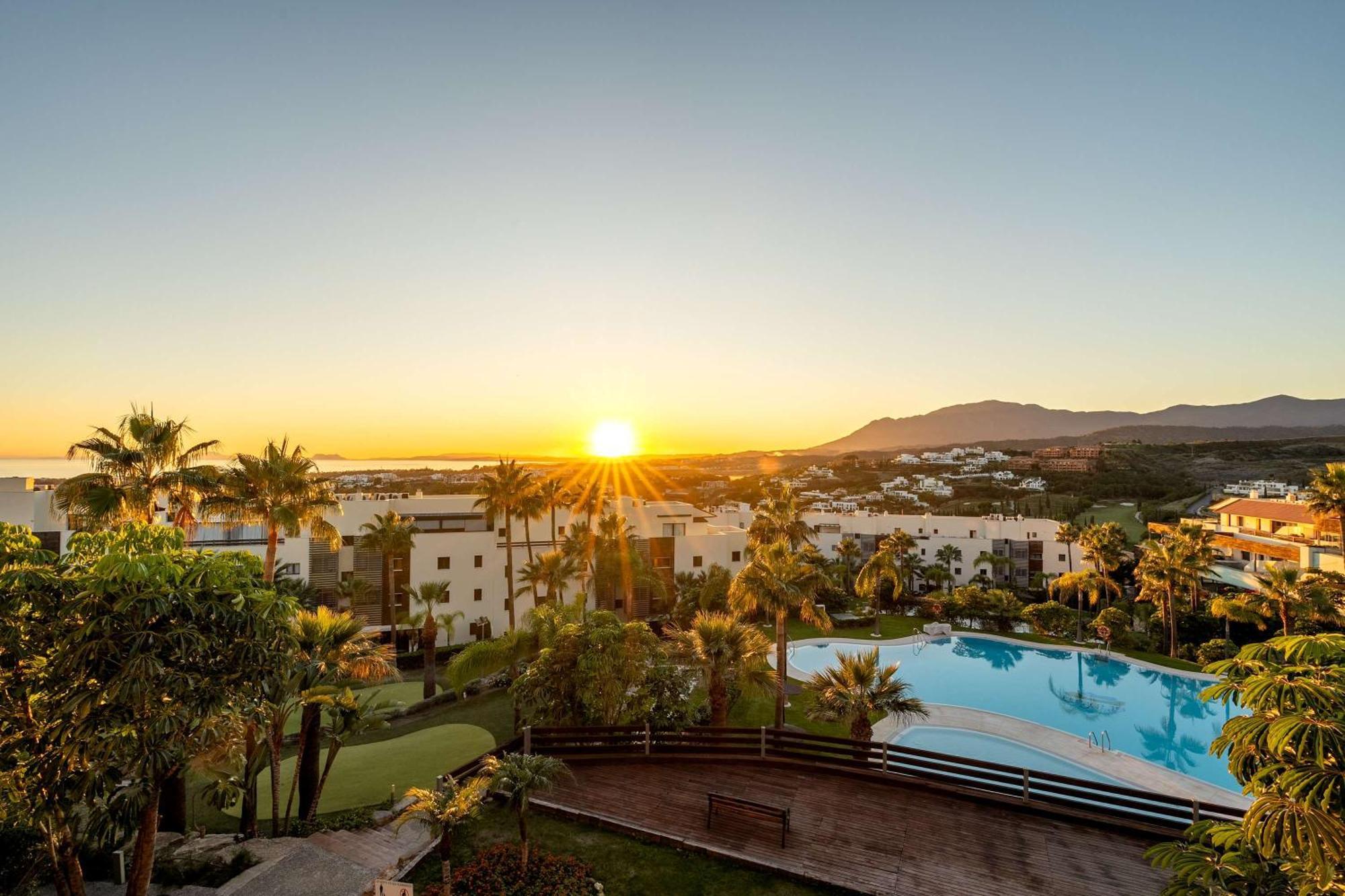 Apartment Luxury Escape - Flamingos Golf Retreat *