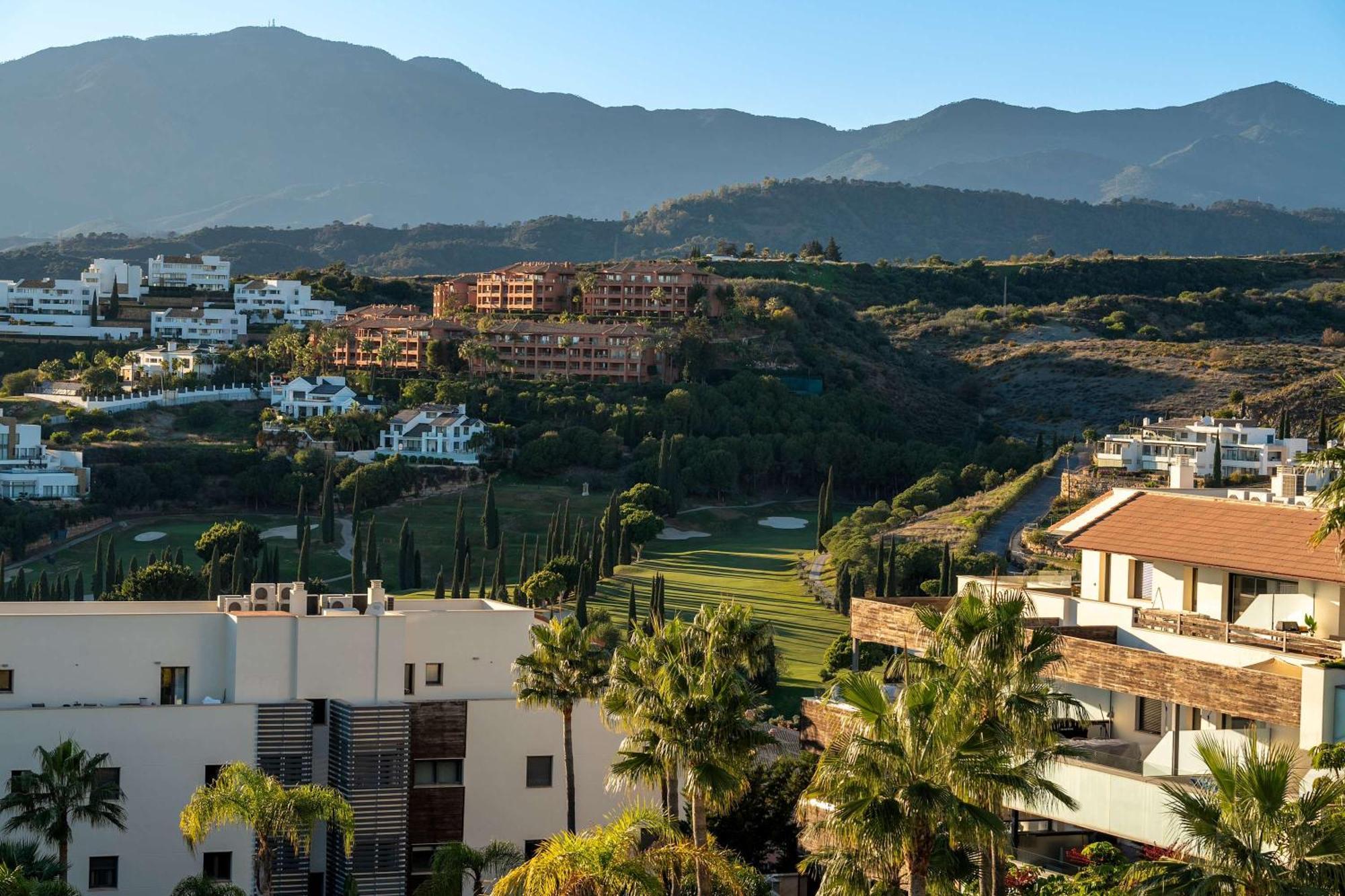 Apartment Luxury Escape - Flamingos Golf Retreat *