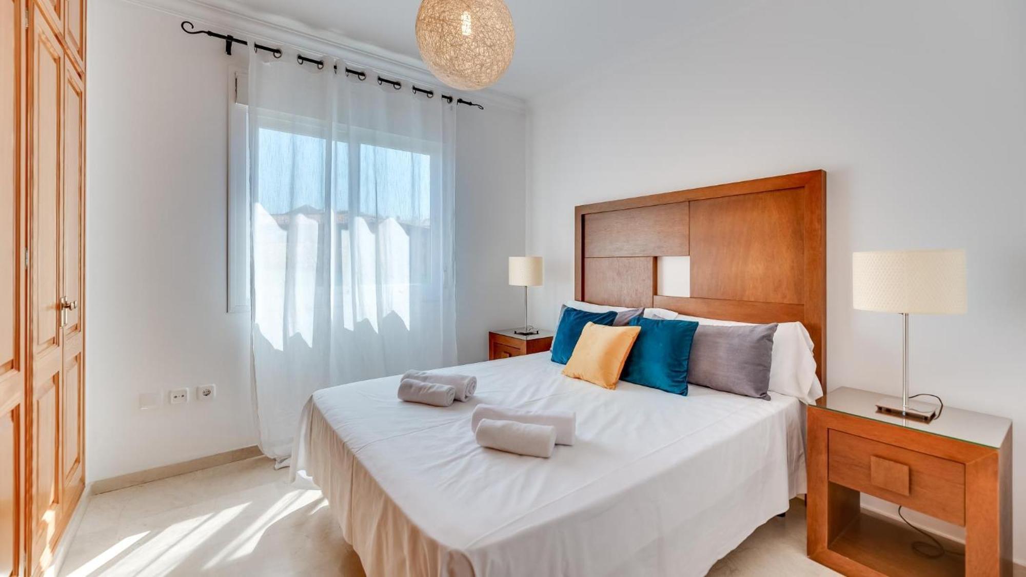 Chic Uurban Oasis In Estepona