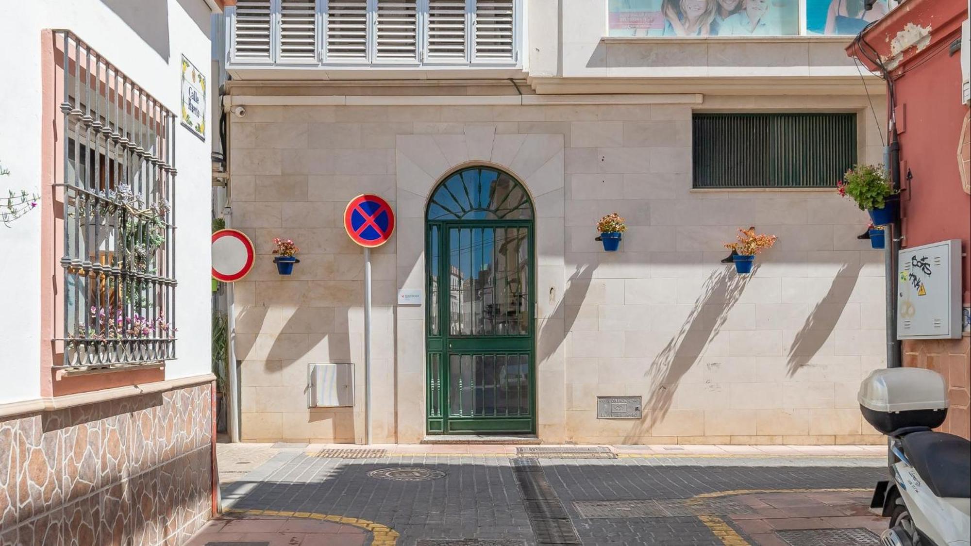 Chic Uurban Oasis In Estepona