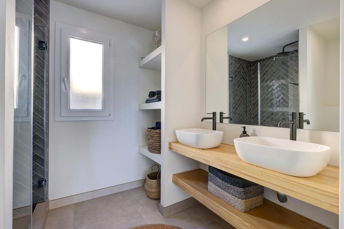 Apartamento Gerenoveerd Diez: Groot Balkon & Zeezicht