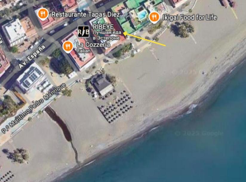 Cozy Beachfront 2b Estepona