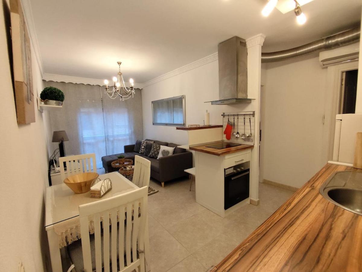 Cozy Beachfront 2b * Estepona
