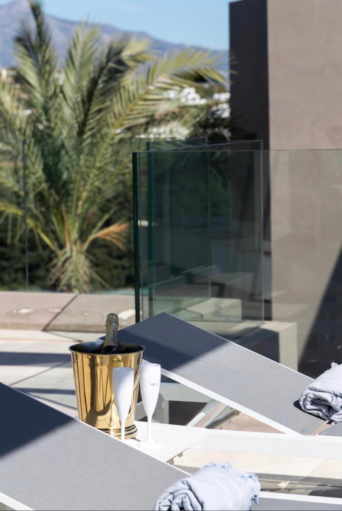 Bright Luxury Design Penthouse Appartement *