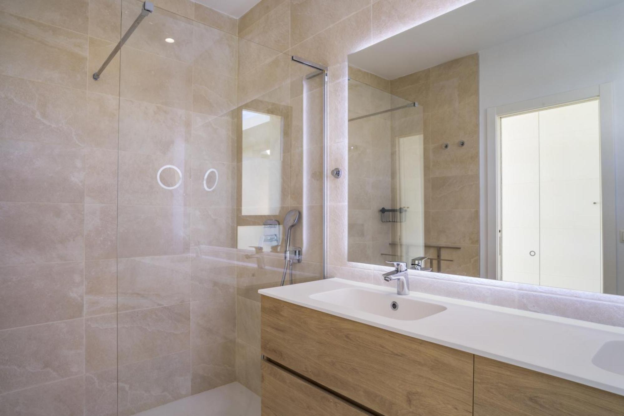 Theedgebythesea Fabulous Penthouse With Seaviews Estepona