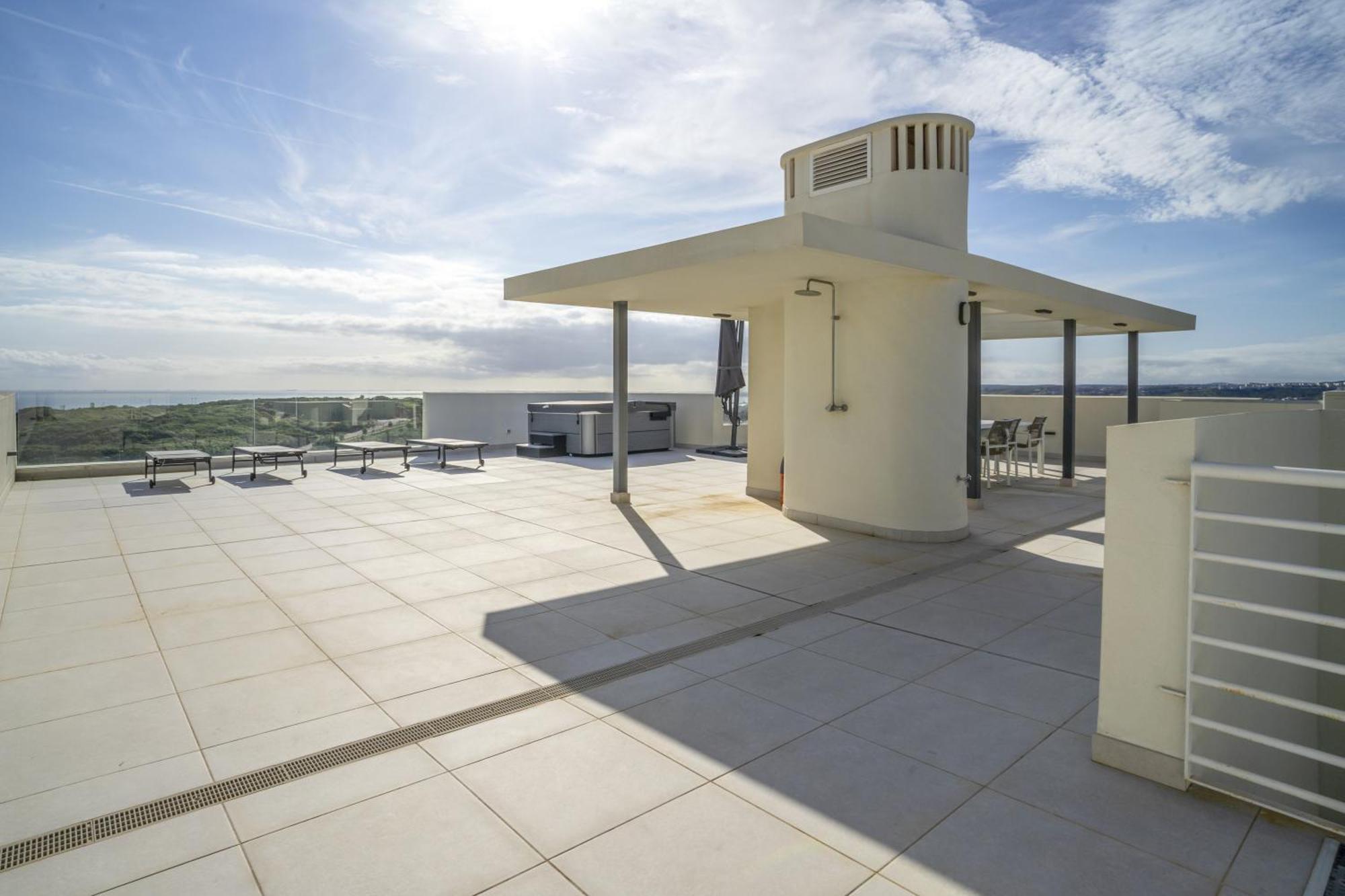 Theedgebythesea Fabulous Penthouse With Seaviews Apartment